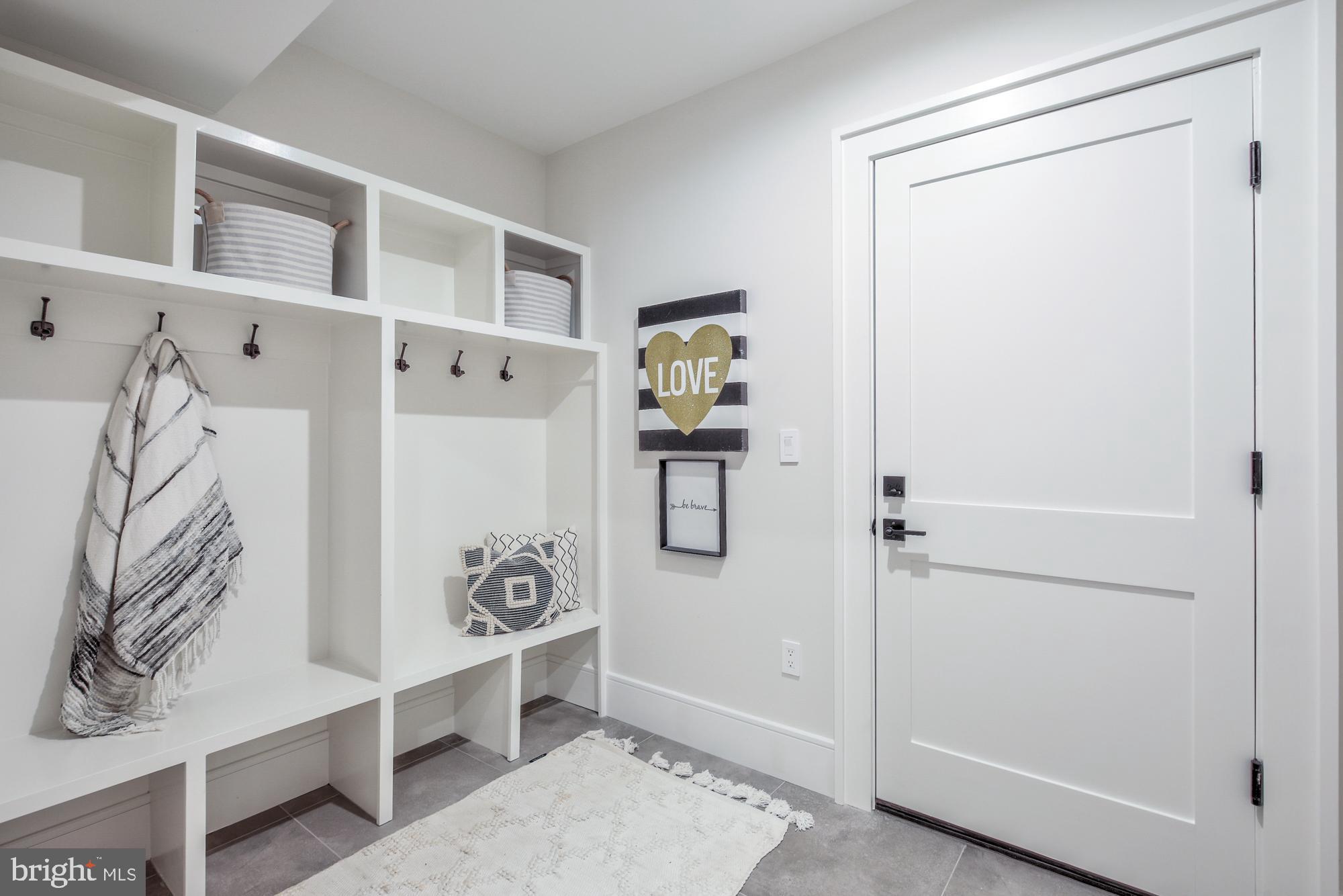 Real estate listing preview #42