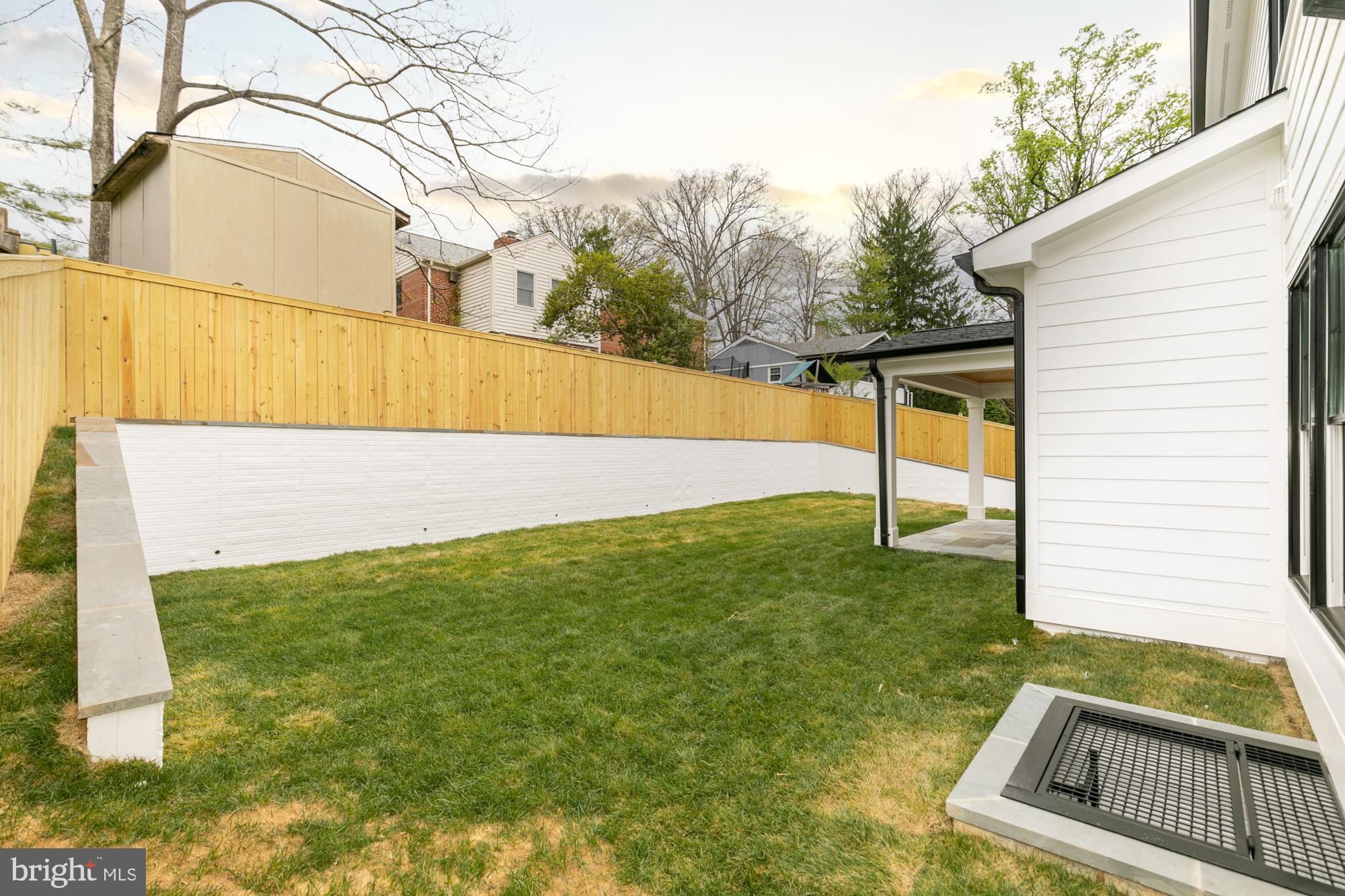 Real estate listing preview #48