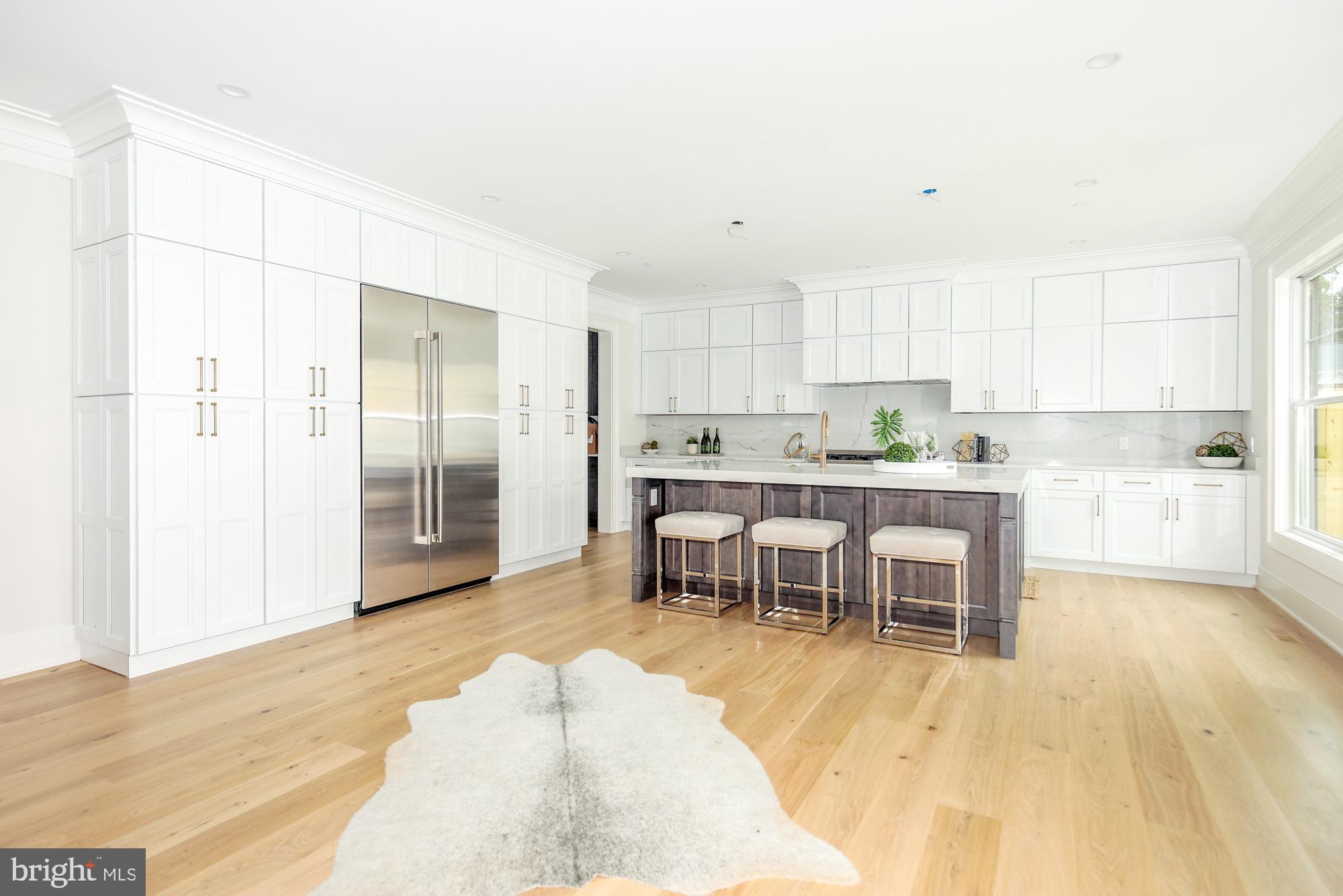 Real estate listing preview #11