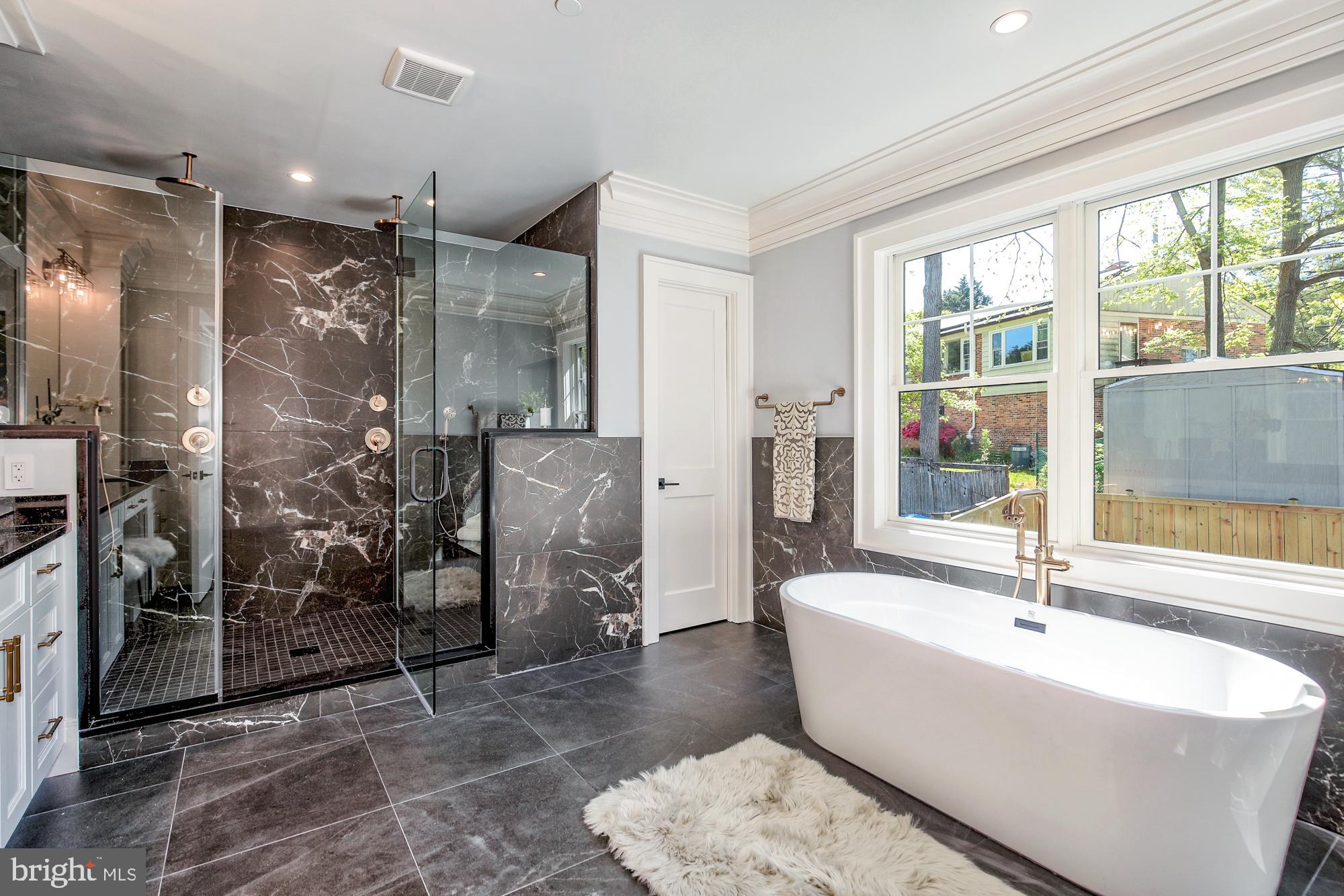 Real estate listing preview #24