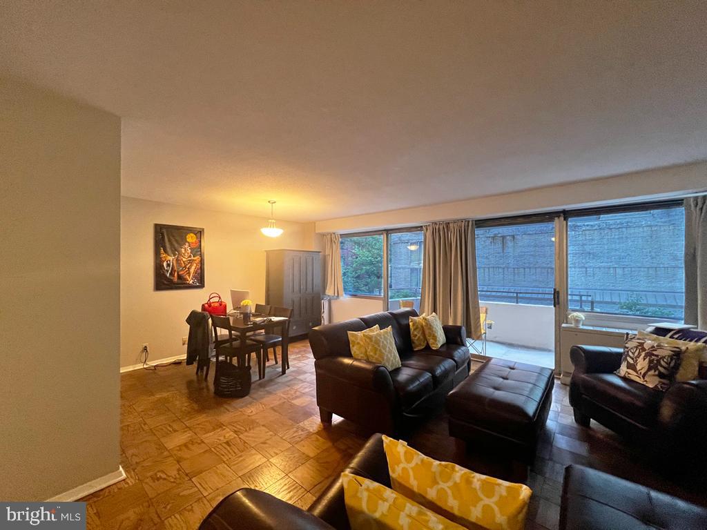 Real estate listing preview #4