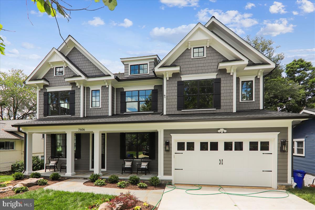 Real estate listing preview #1