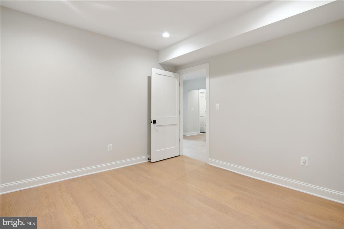 Real estate listing preview #63