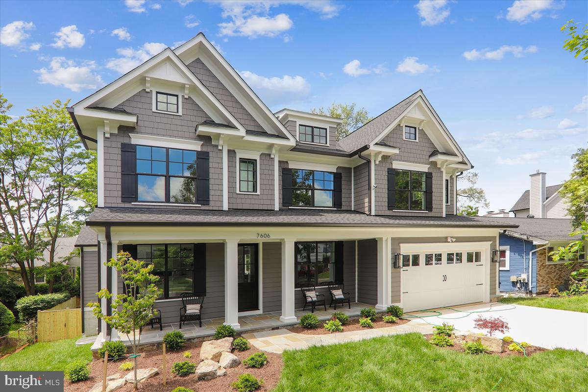 Real estate listing preview #2