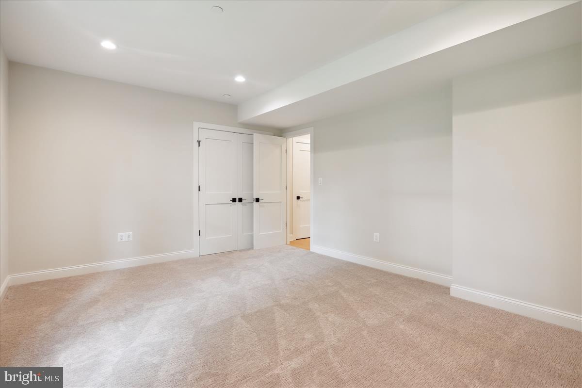 Real estate listing preview #60