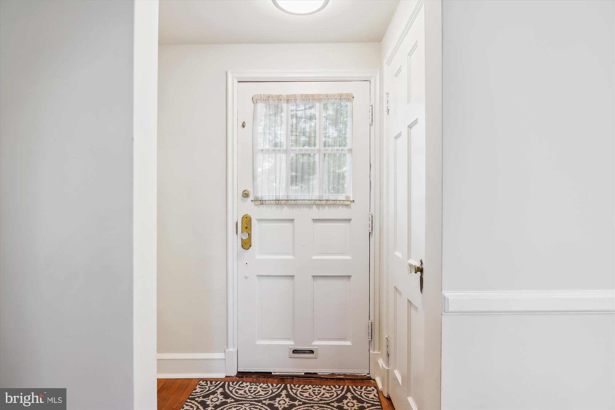 Real estate listing preview #2