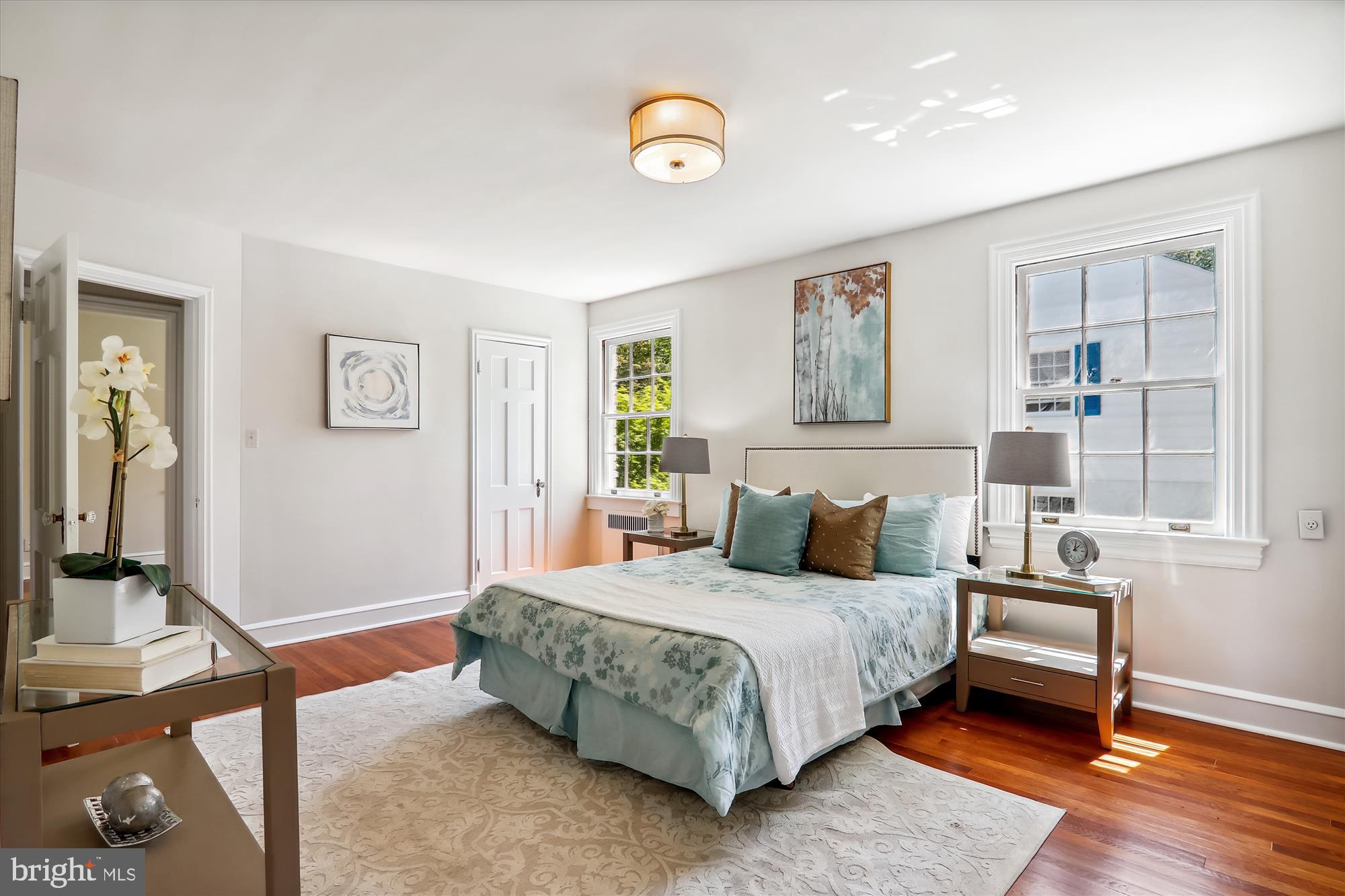 Real estate listing preview #24