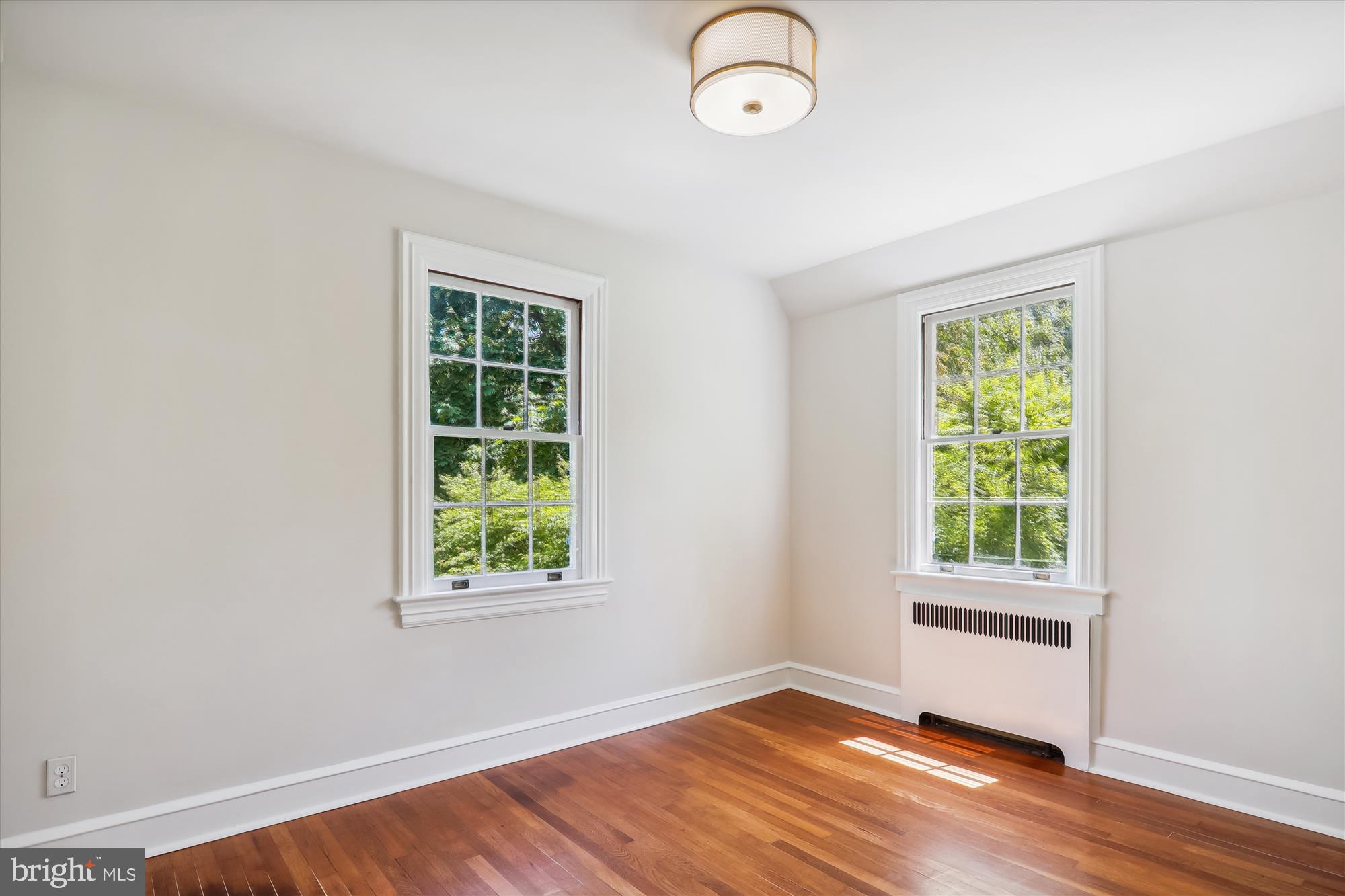 Real estate listing preview #30