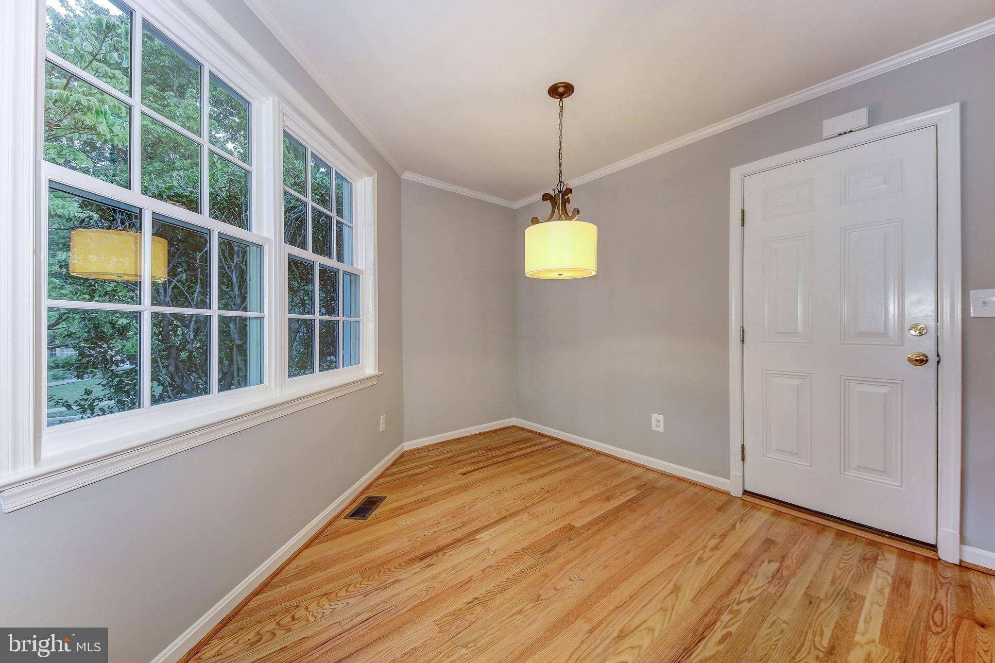 Real estate listing preview #16