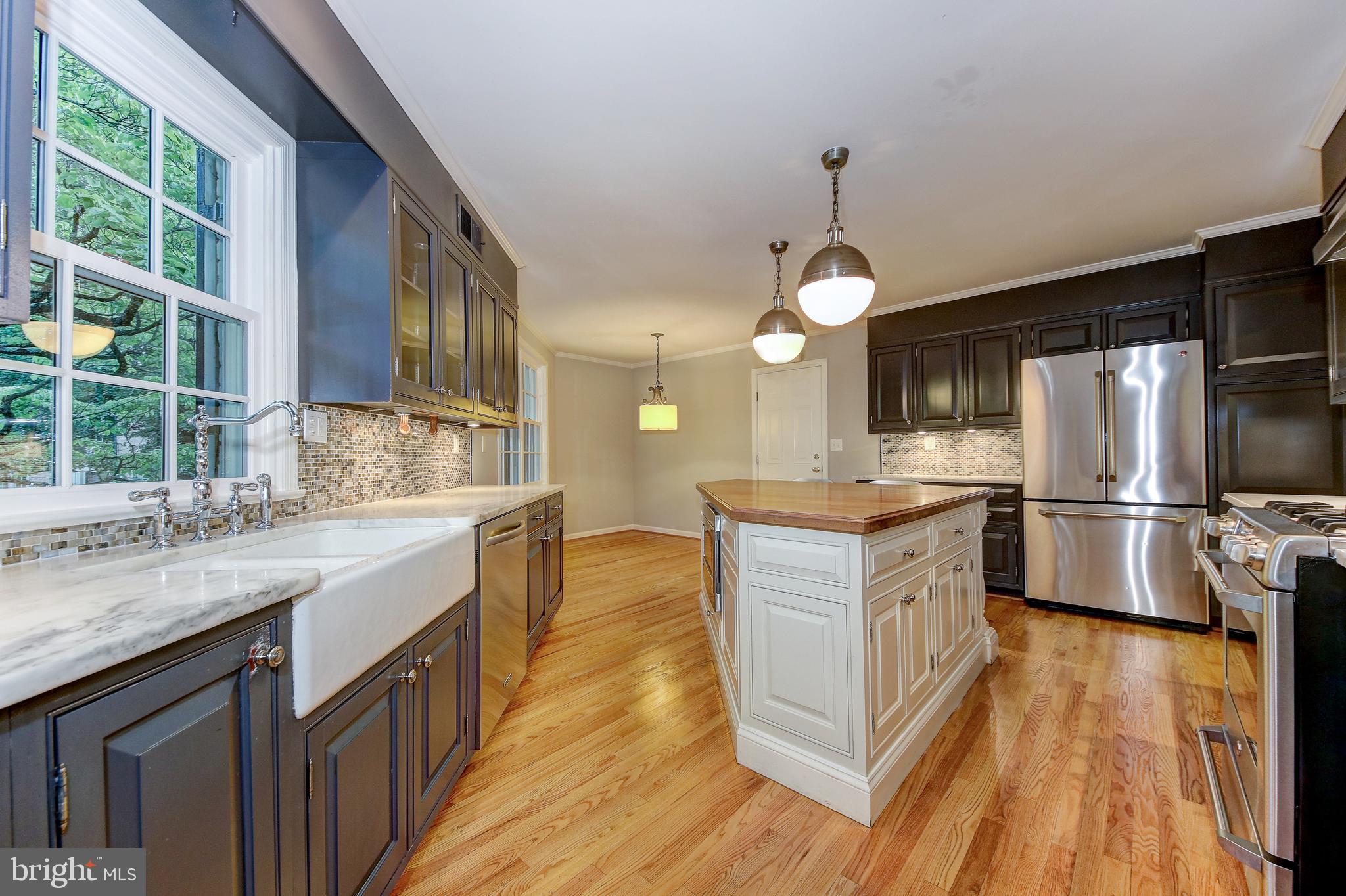 Real estate listing preview #3