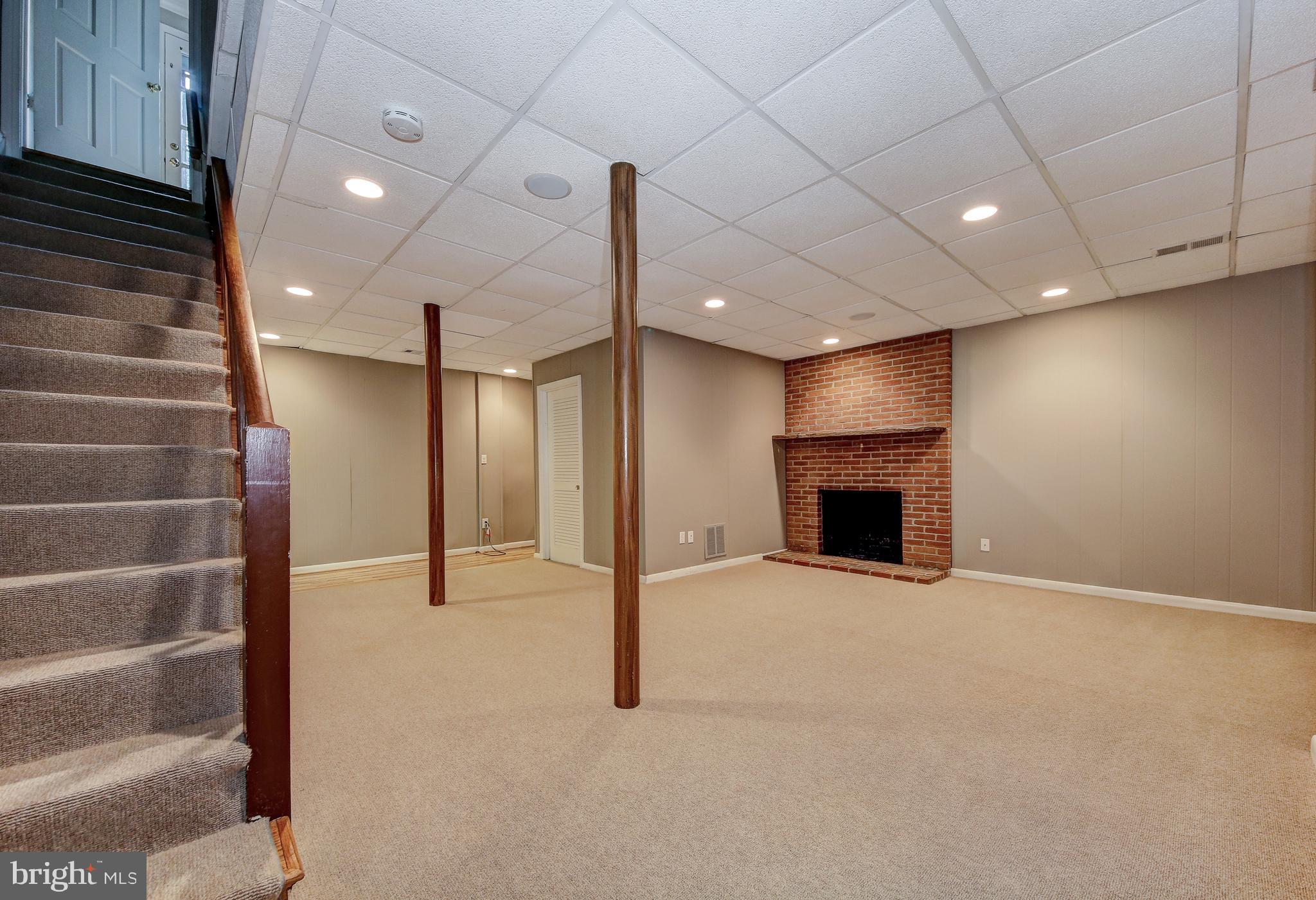 Real estate listing preview #17