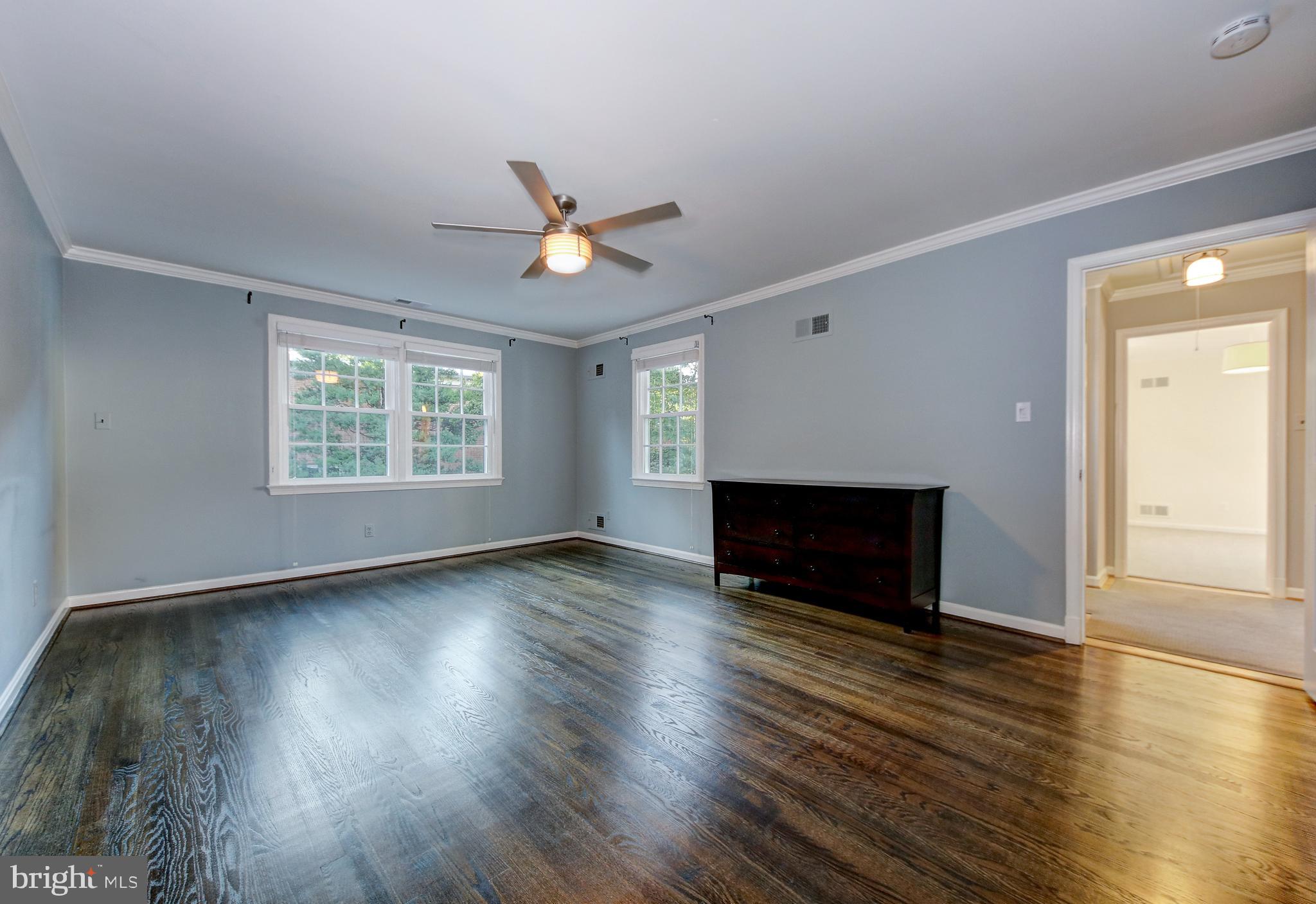 Real estate listing preview #7