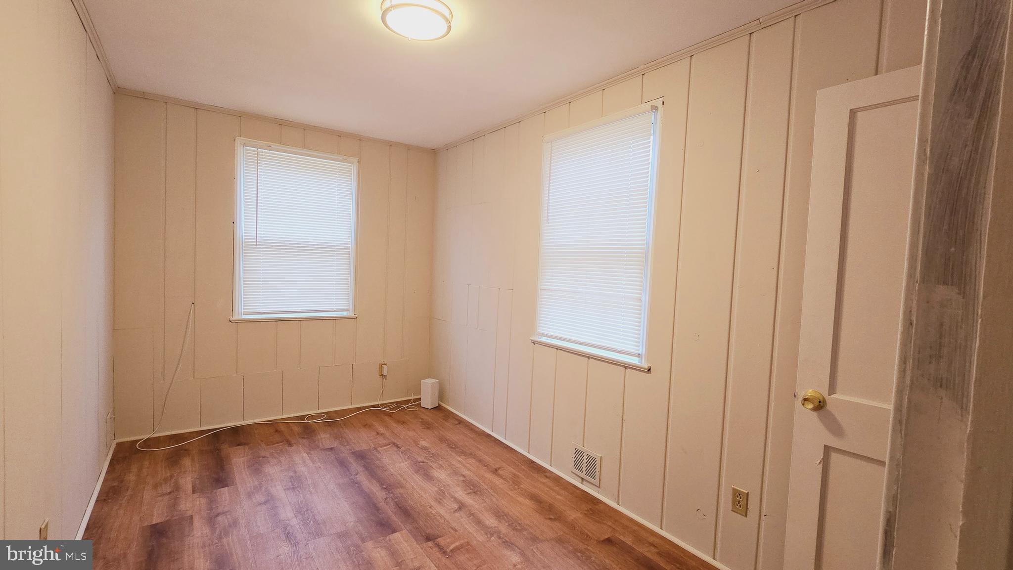 Real estate listing preview #9