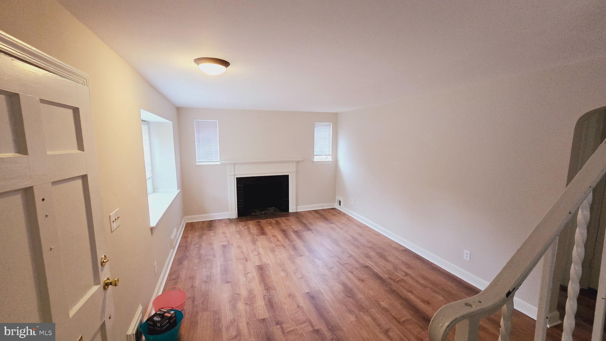 Real estate listing preview #4