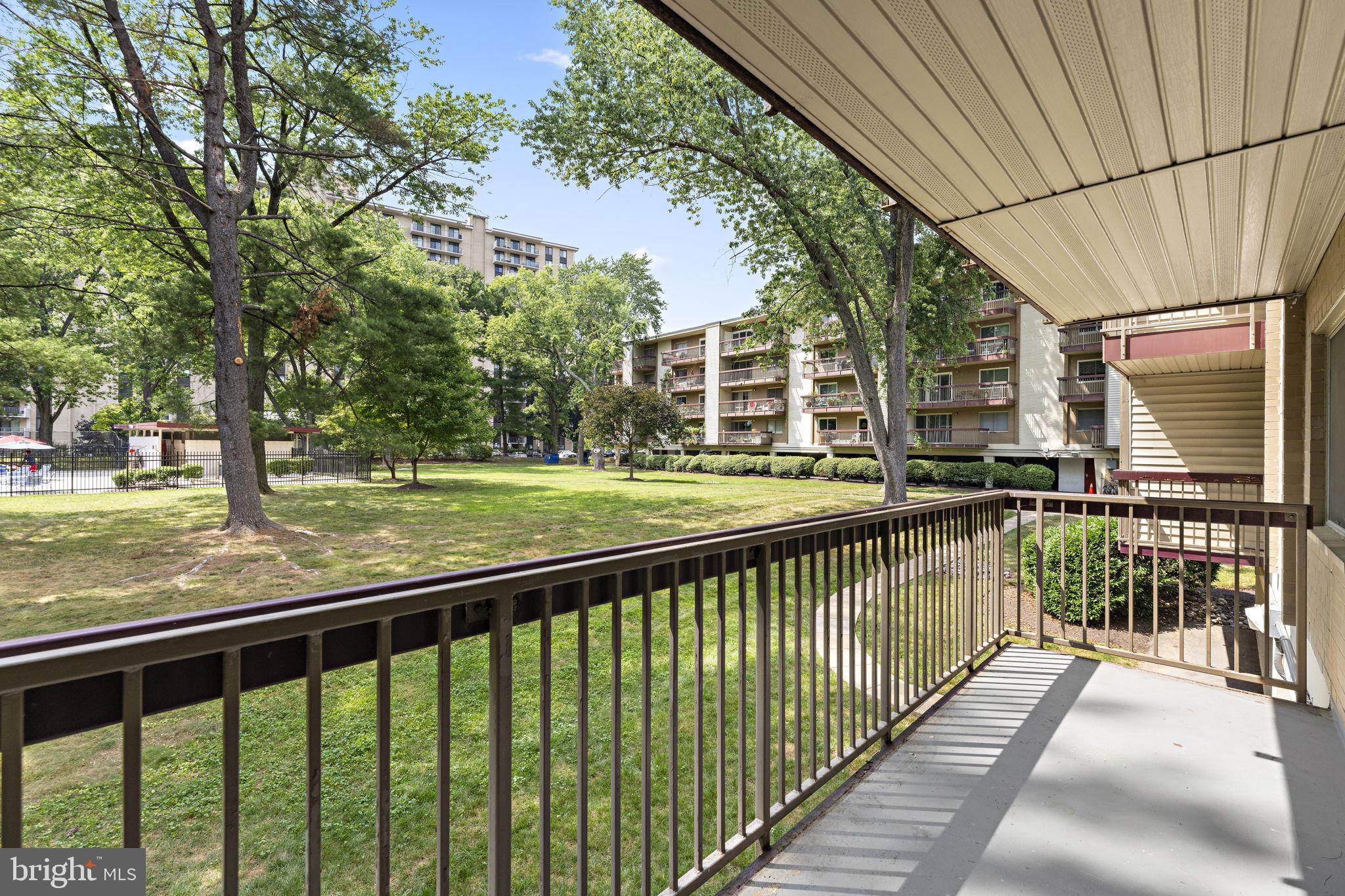 Real estate listing preview #14