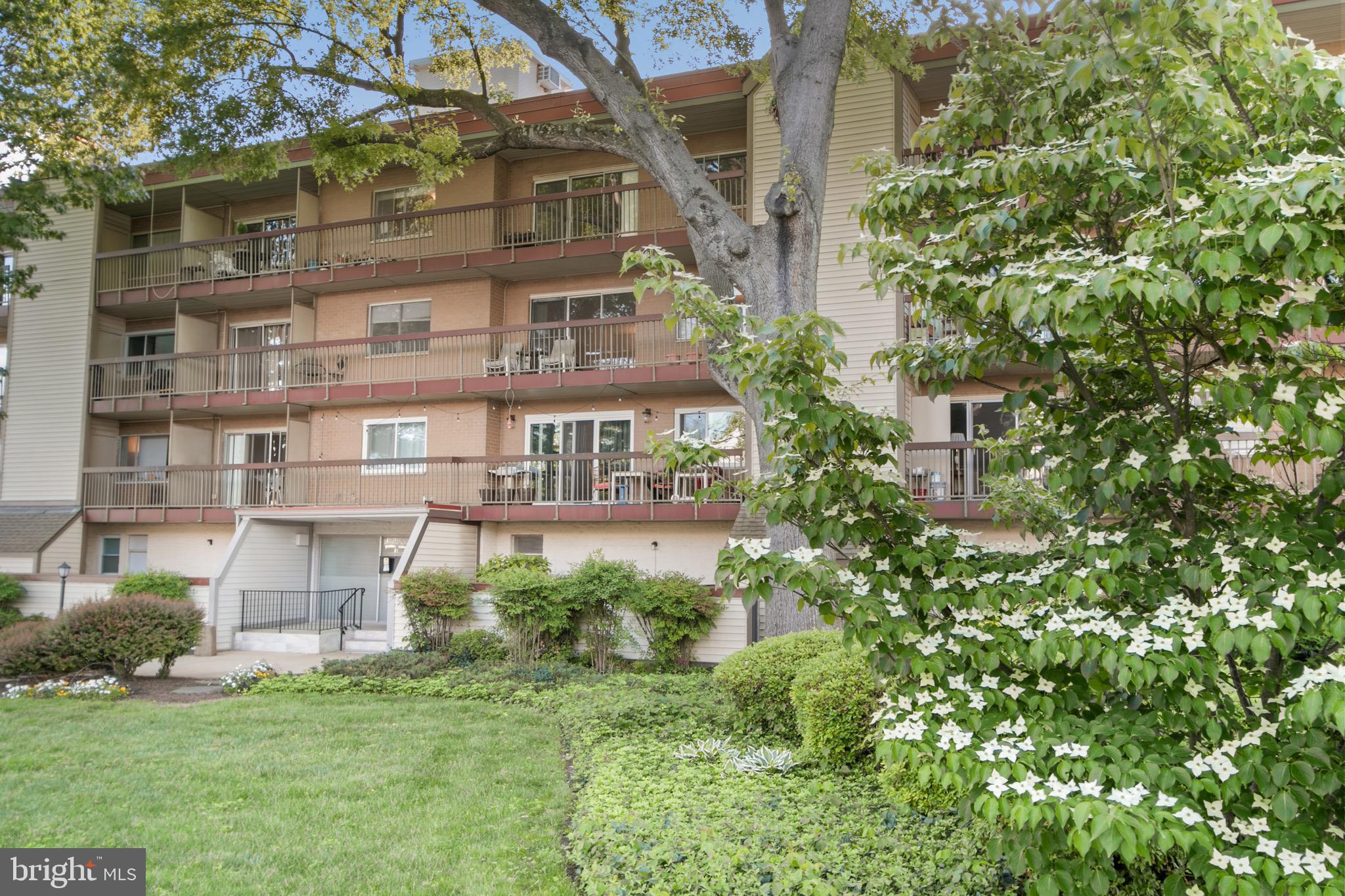 Real estate listing preview #34