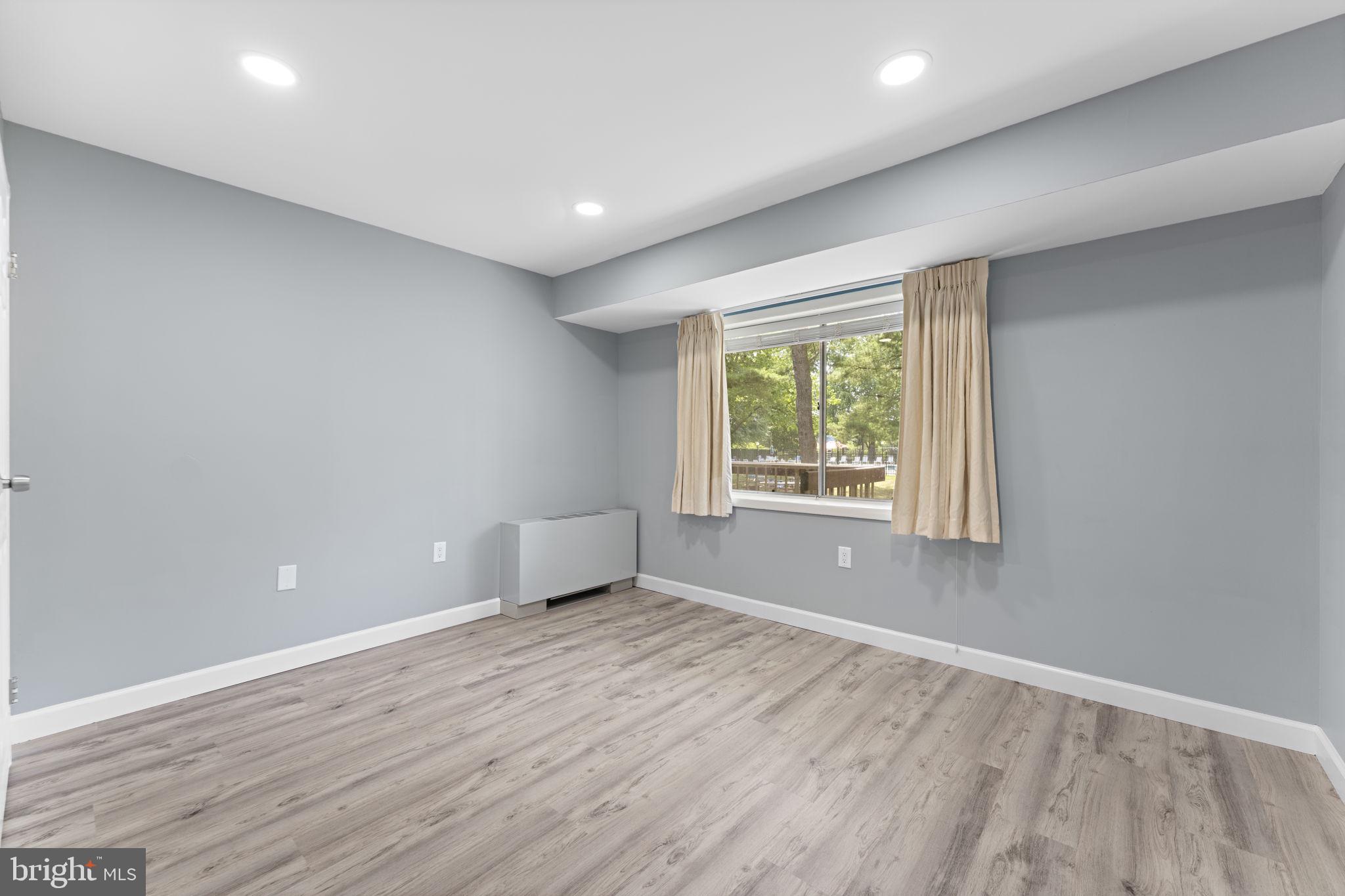 Real estate listing preview #17