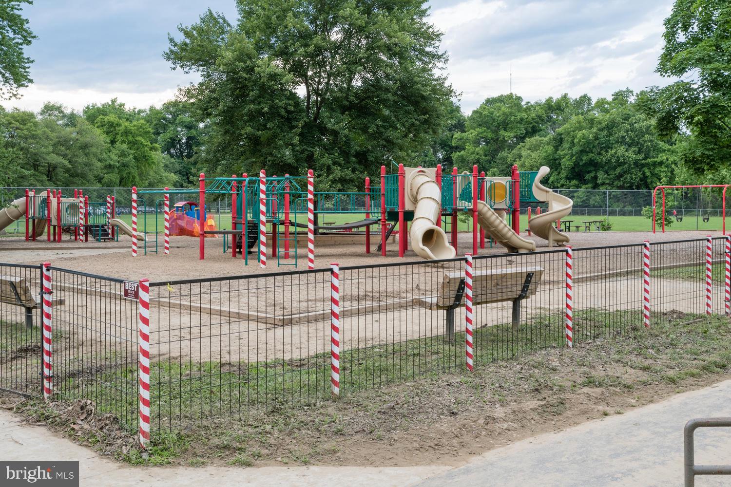 Real estate listing preview #38