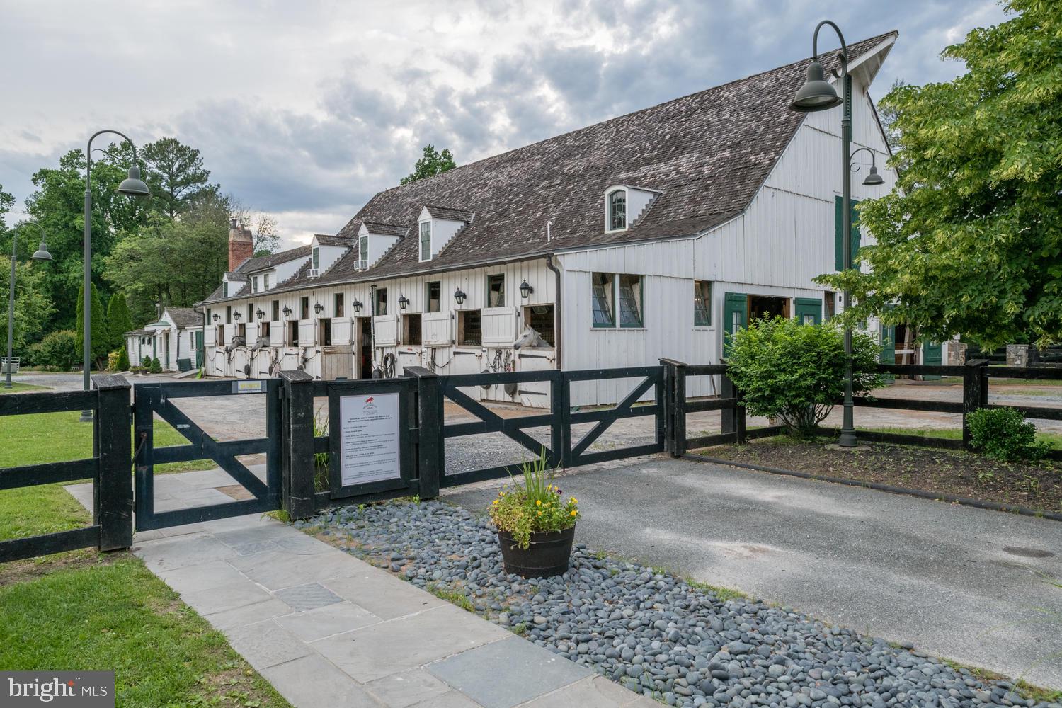 Real estate listing preview #37