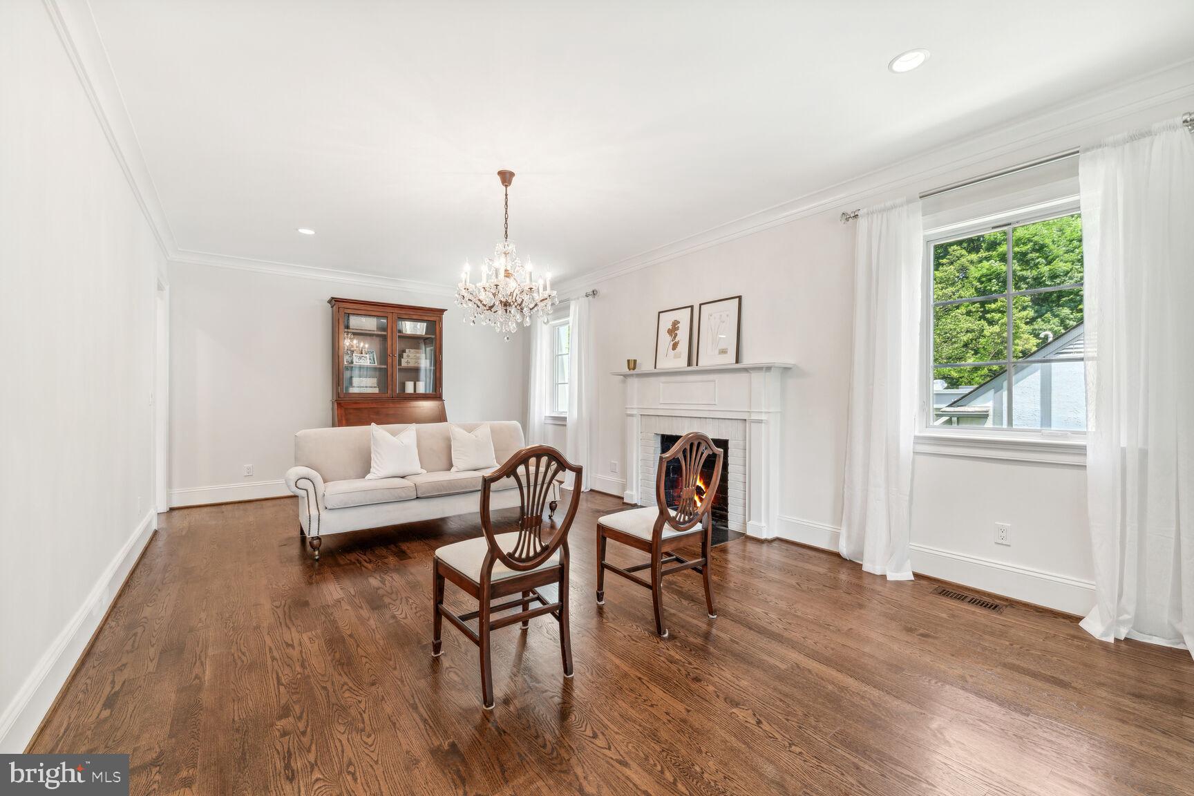 Real estate listing preview #10