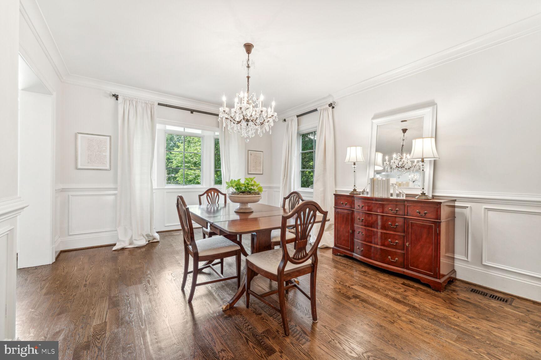 Real estate listing preview #12