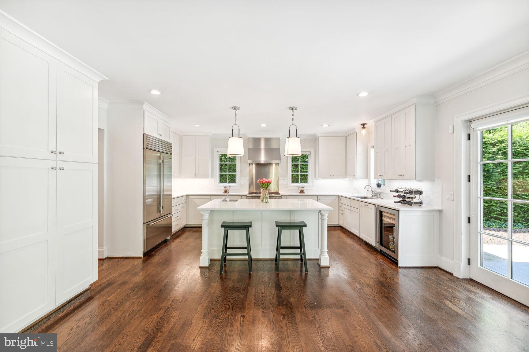 Real estate listing preview #8