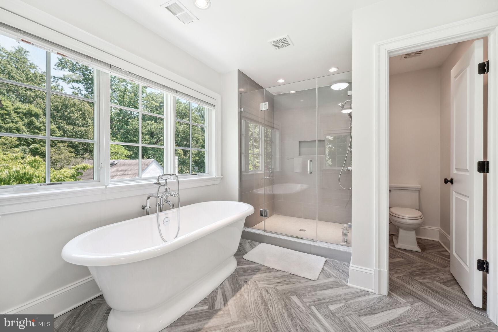 Real estate listing preview #15