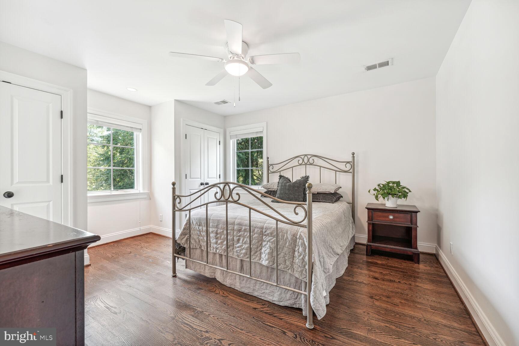 Real estate listing preview #20