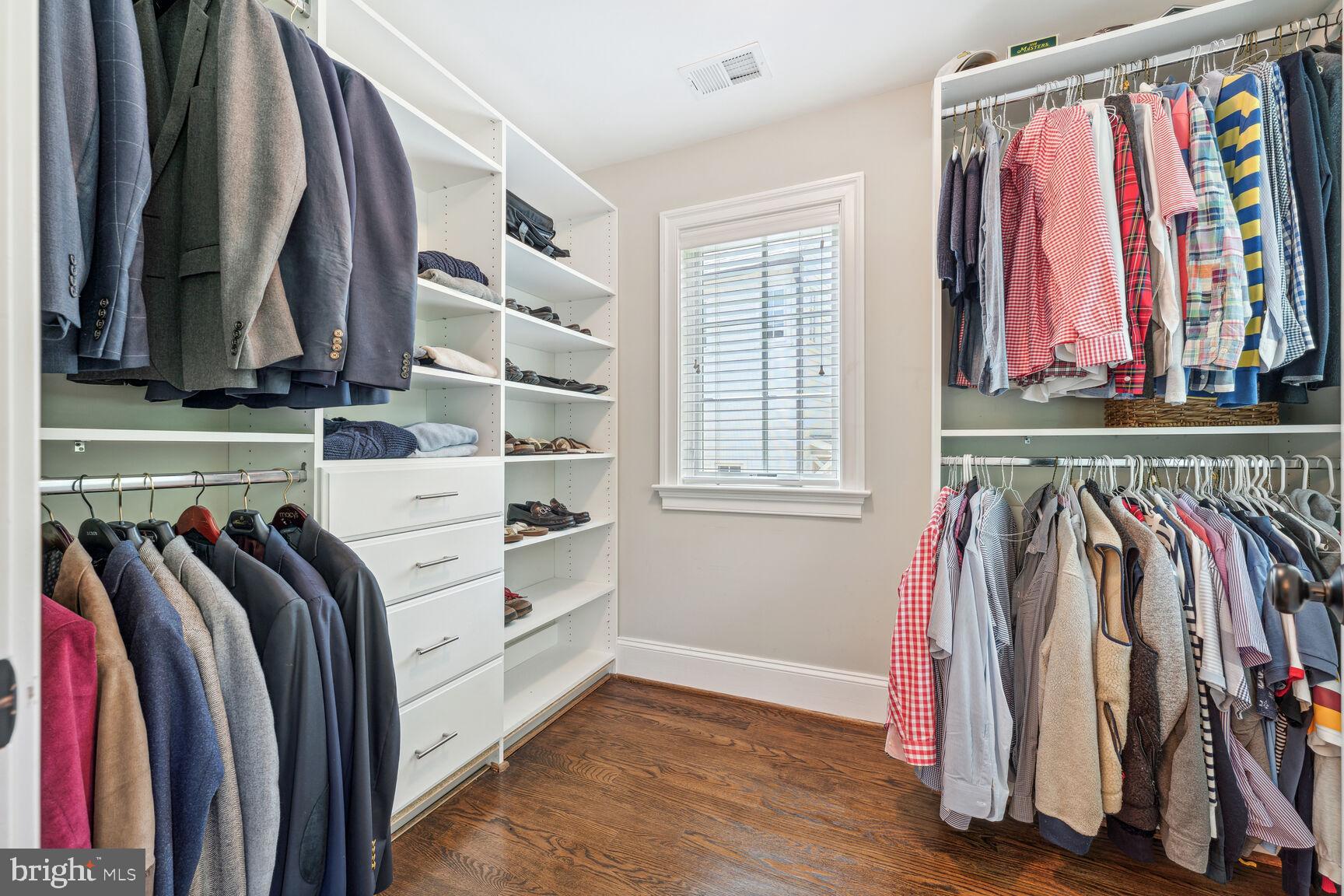 Real estate listing preview #17