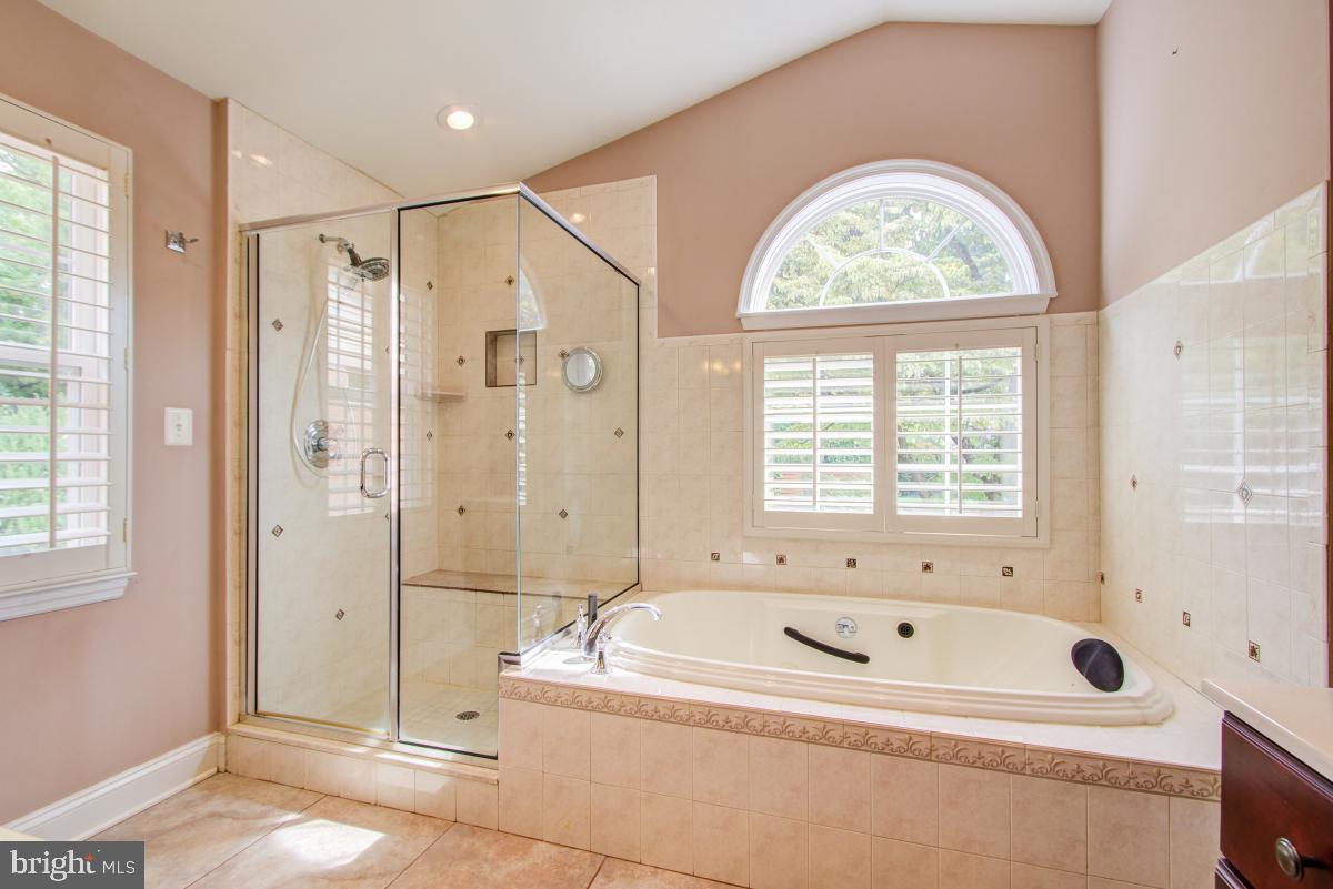 Real estate listing preview #25