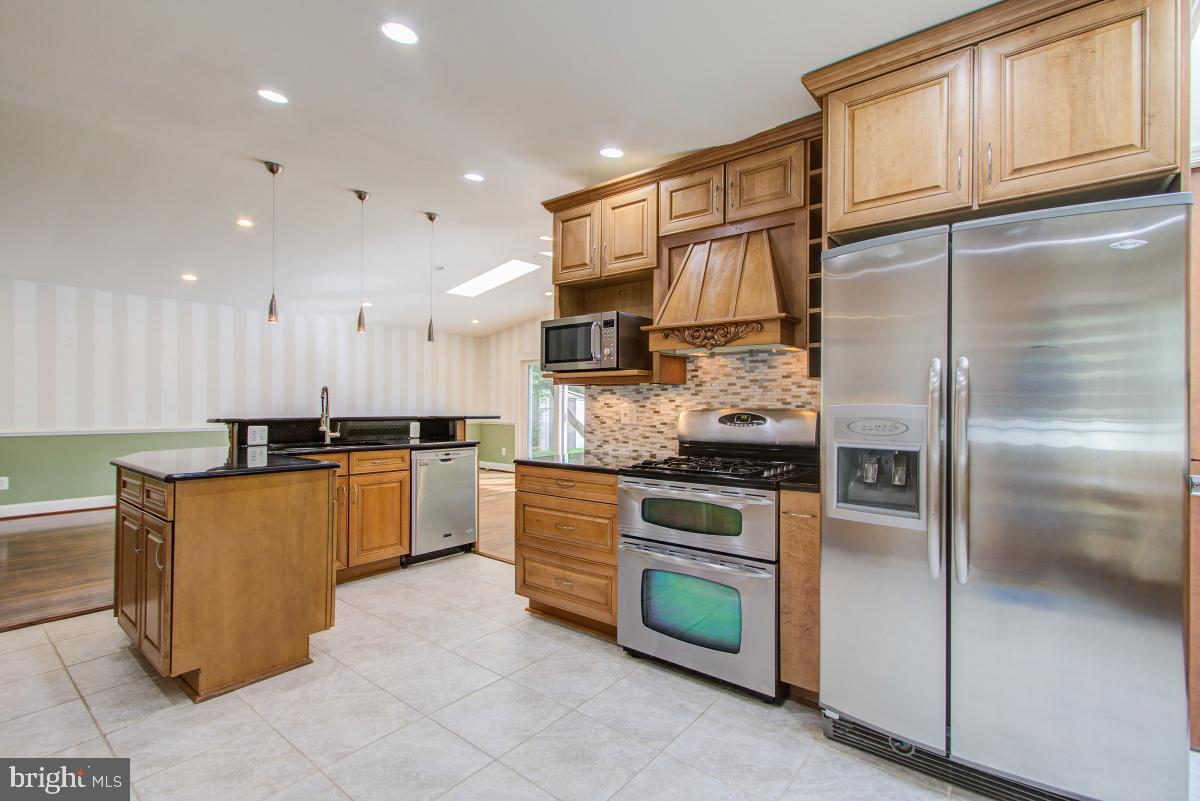 Real estate listing preview #11