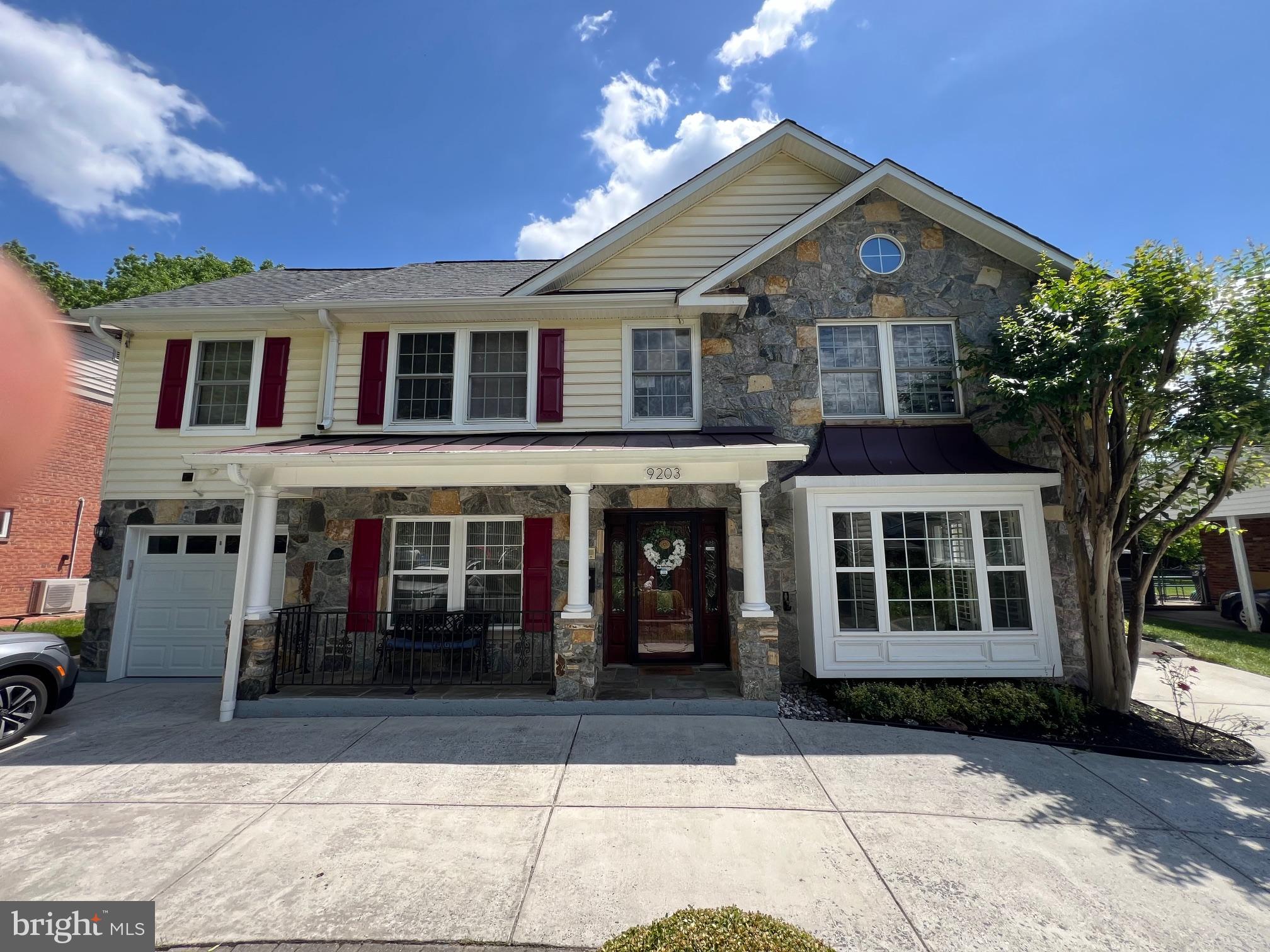 Real estate listing preview #3