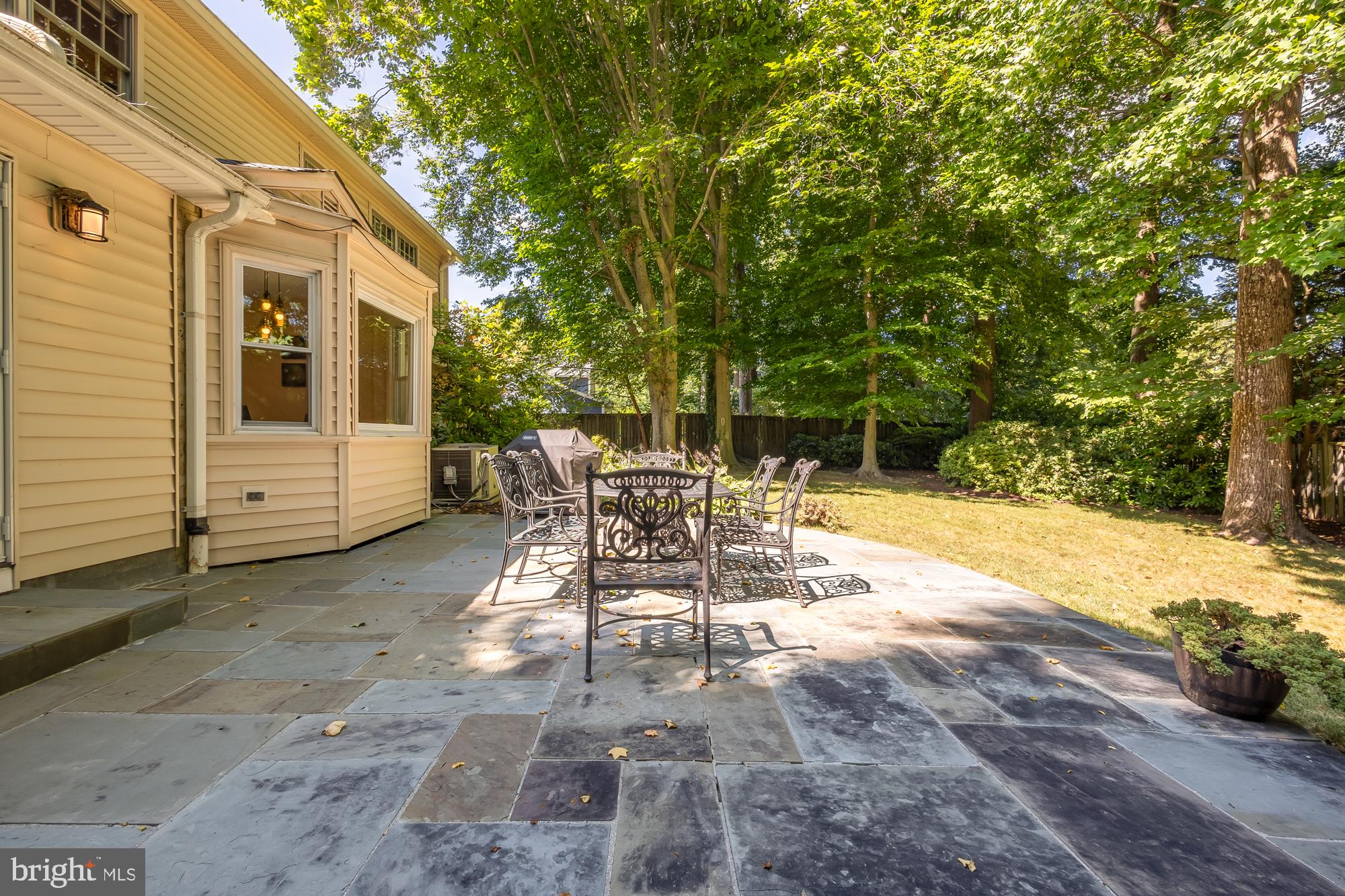 Real estate listing preview #37