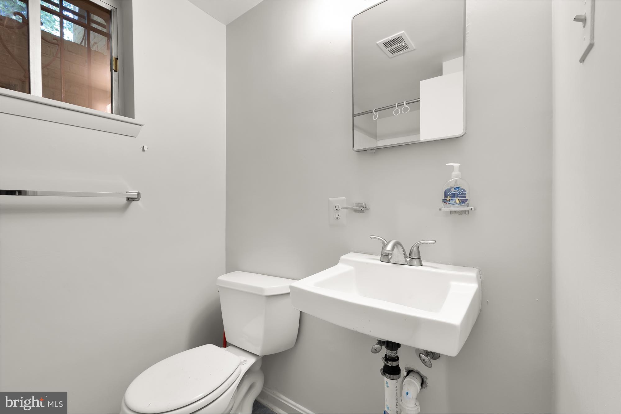 Real estate listing preview #35