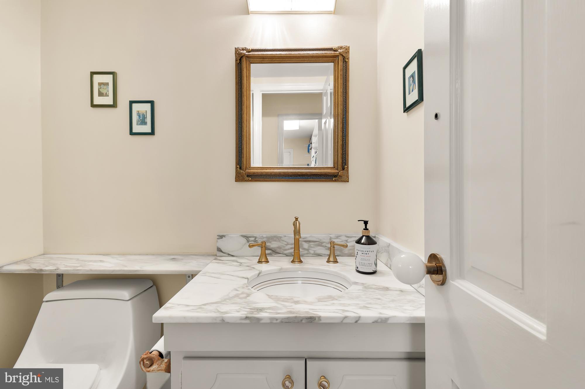 Real estate listing preview #18