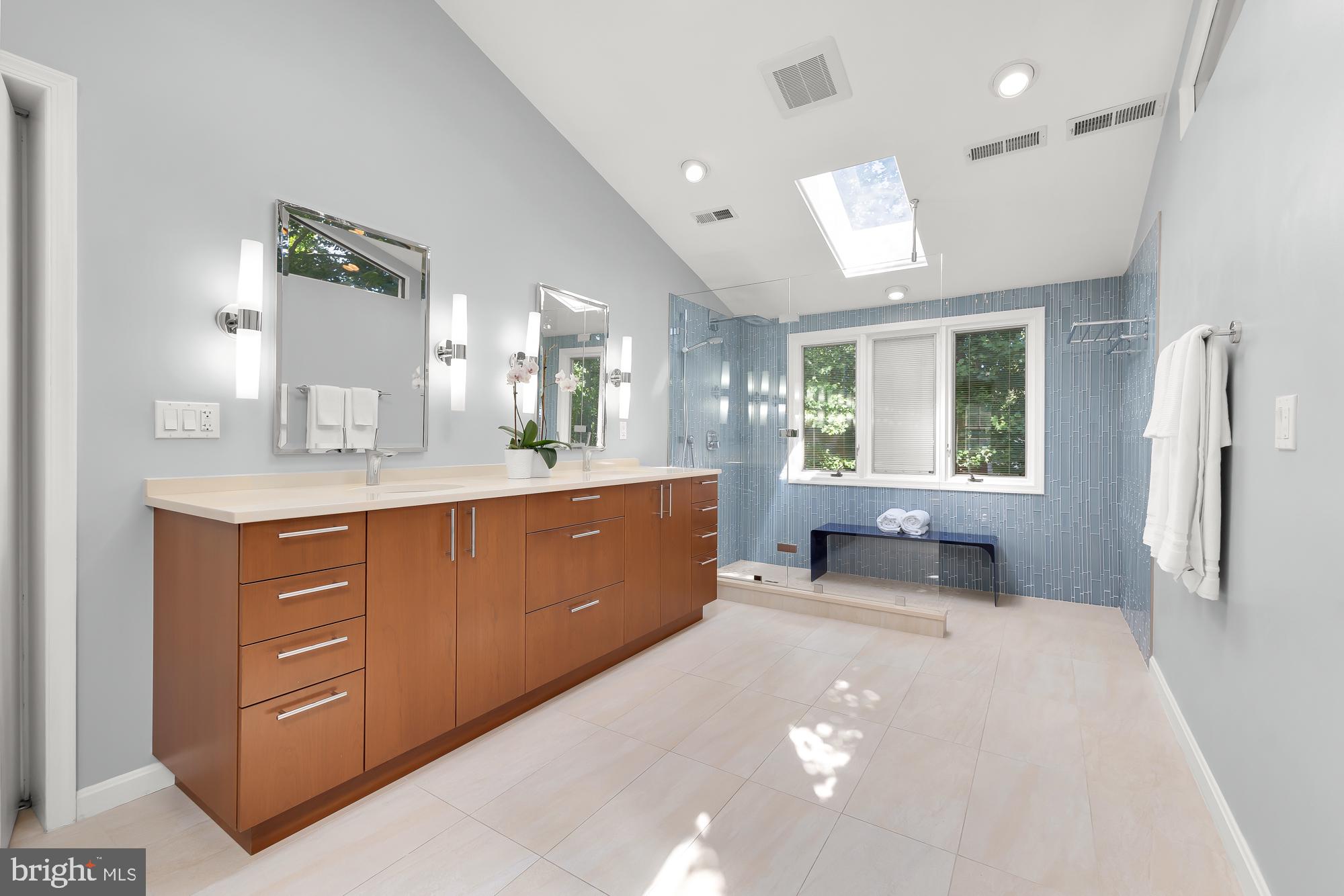 Real estate listing preview #22