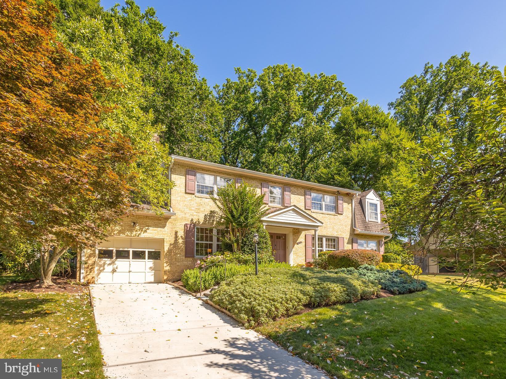 Real estate listing preview #1