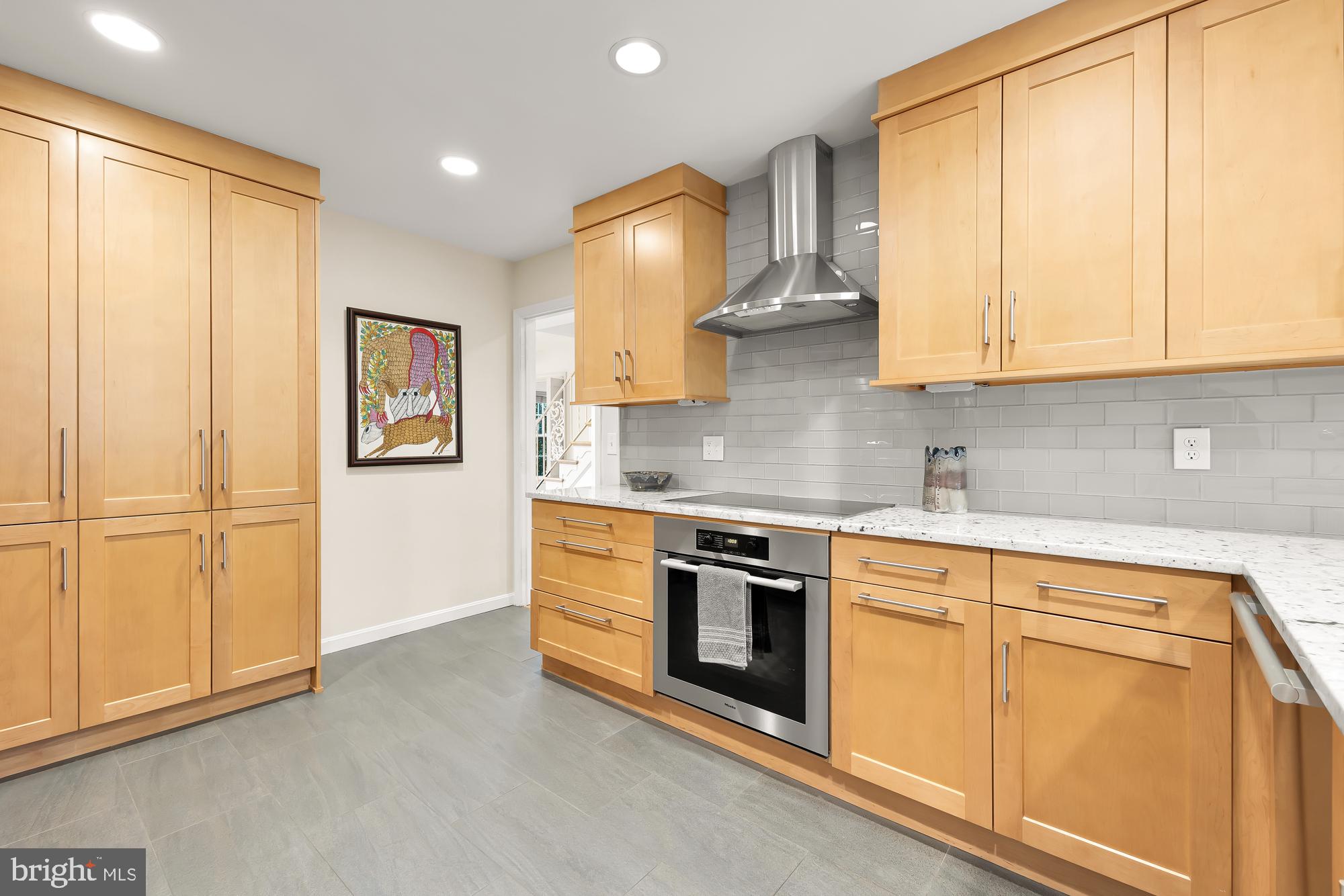 Real estate listing preview #4