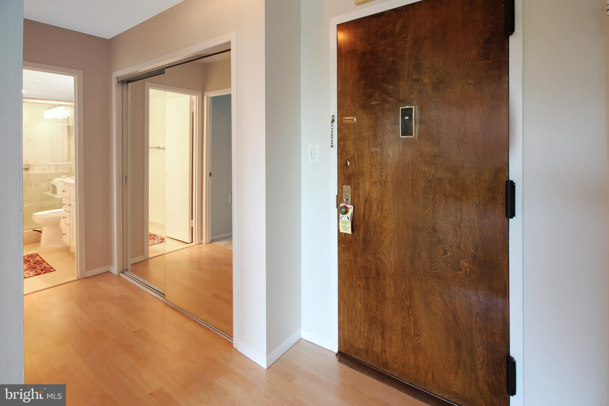 Real estate listing preview #16