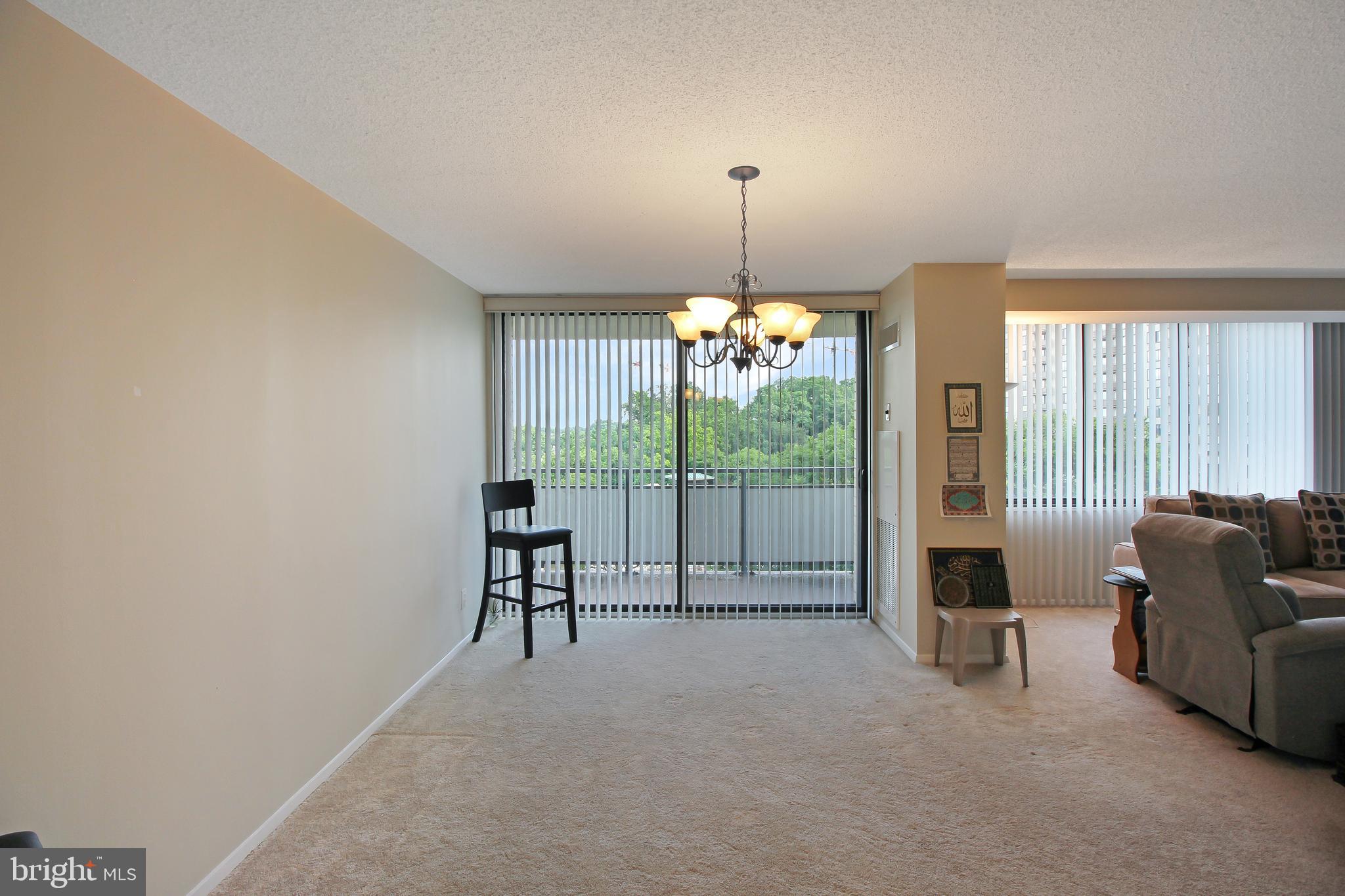 Real estate listing preview #6