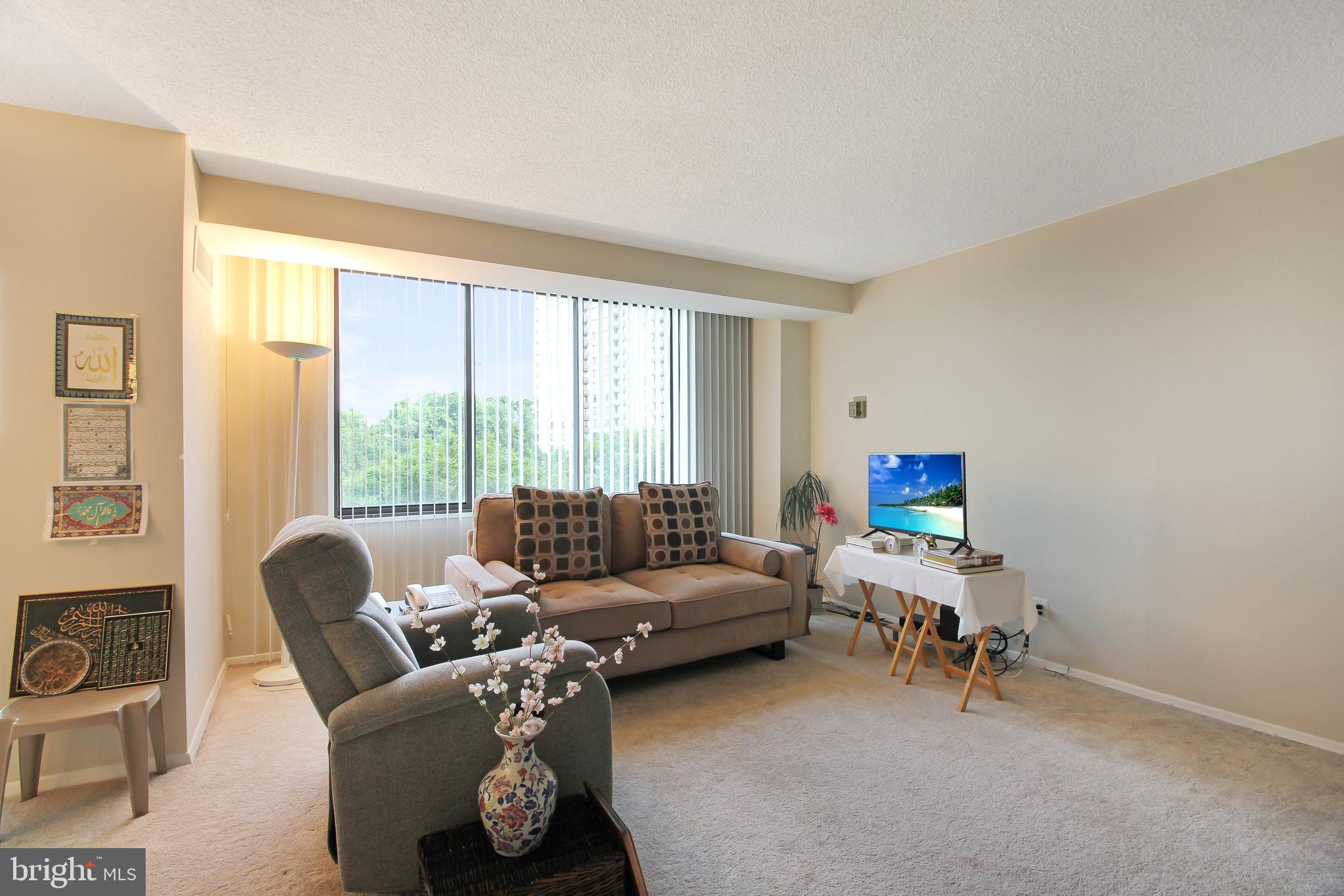 Real estate listing preview #5