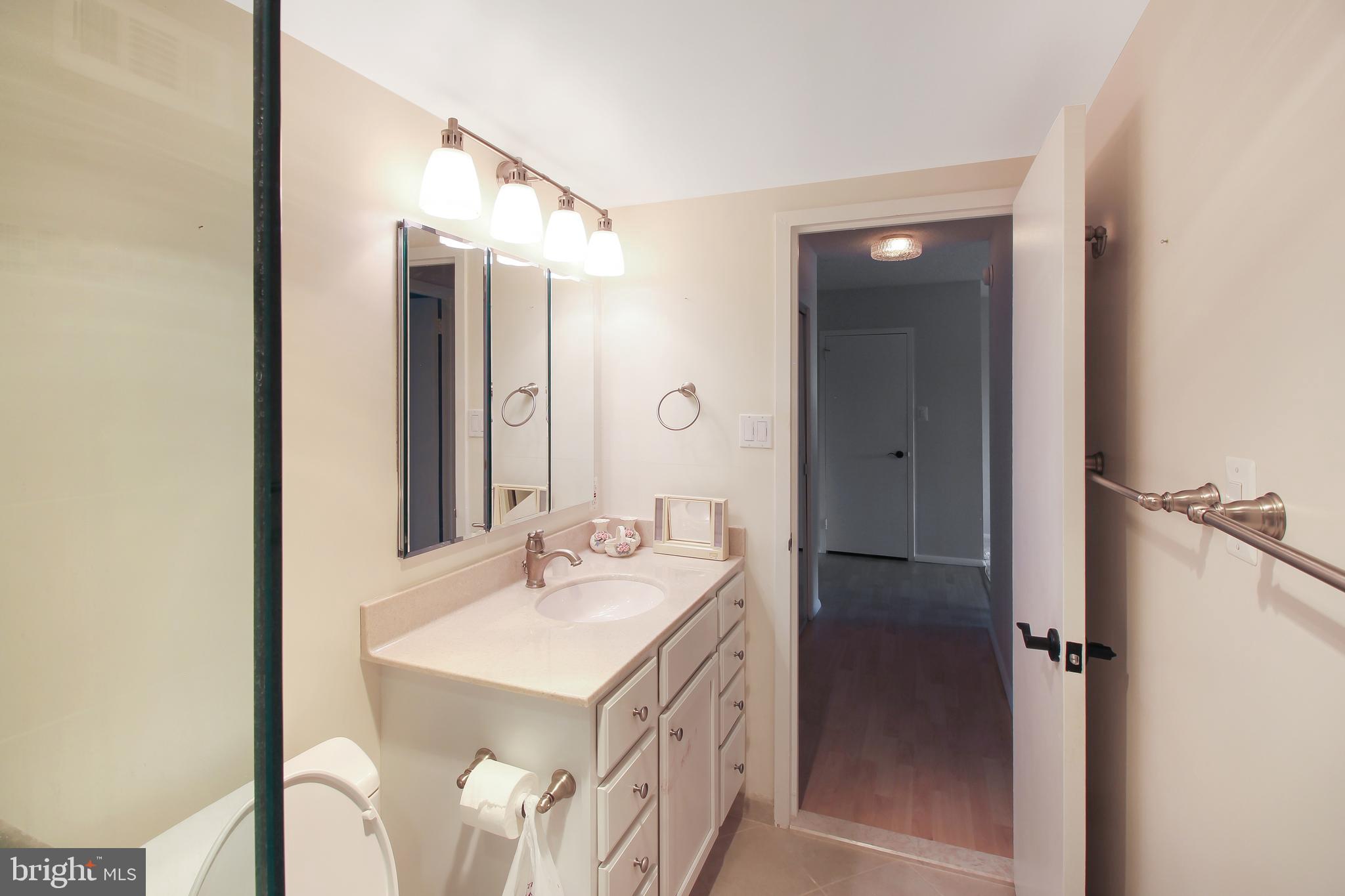 Real estate listing preview #15