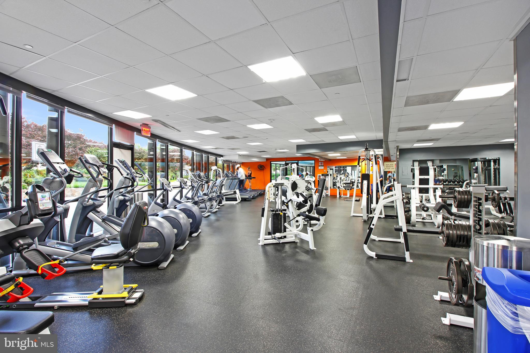 Real estate listing preview #25