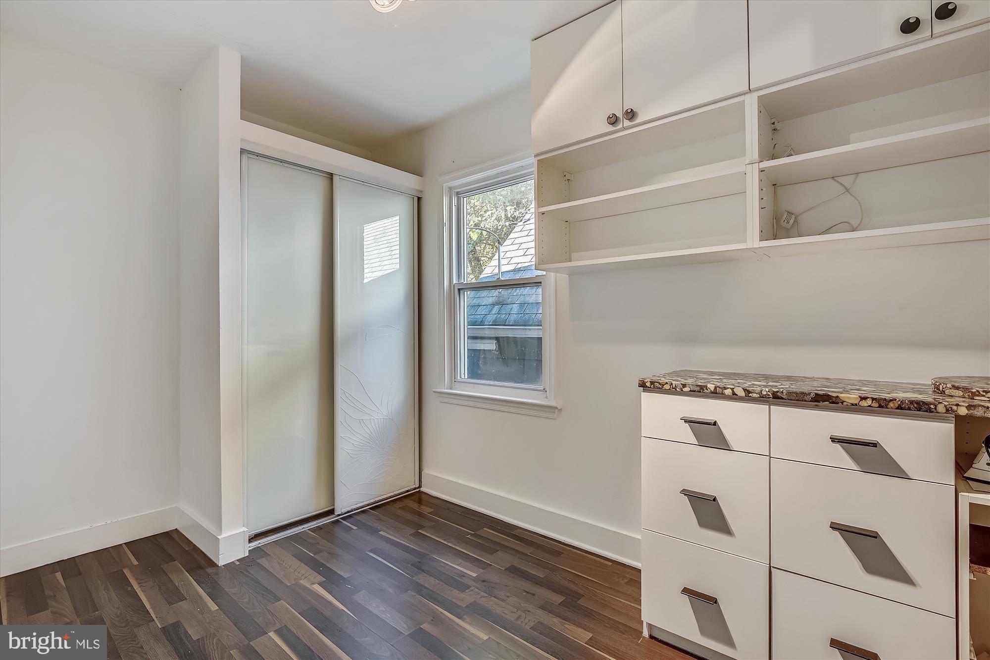 Real estate listing preview #16