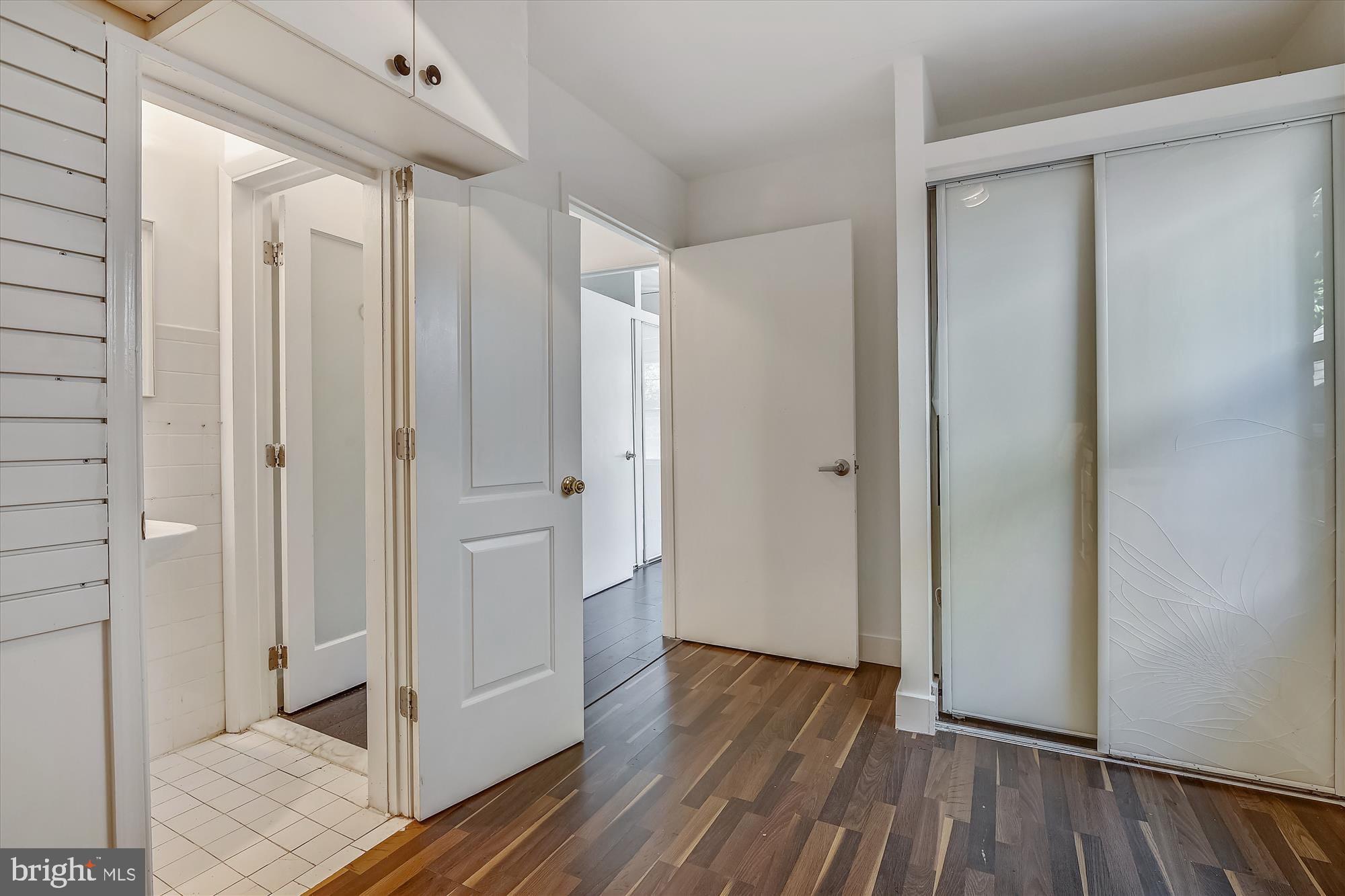 Real estate listing preview #17