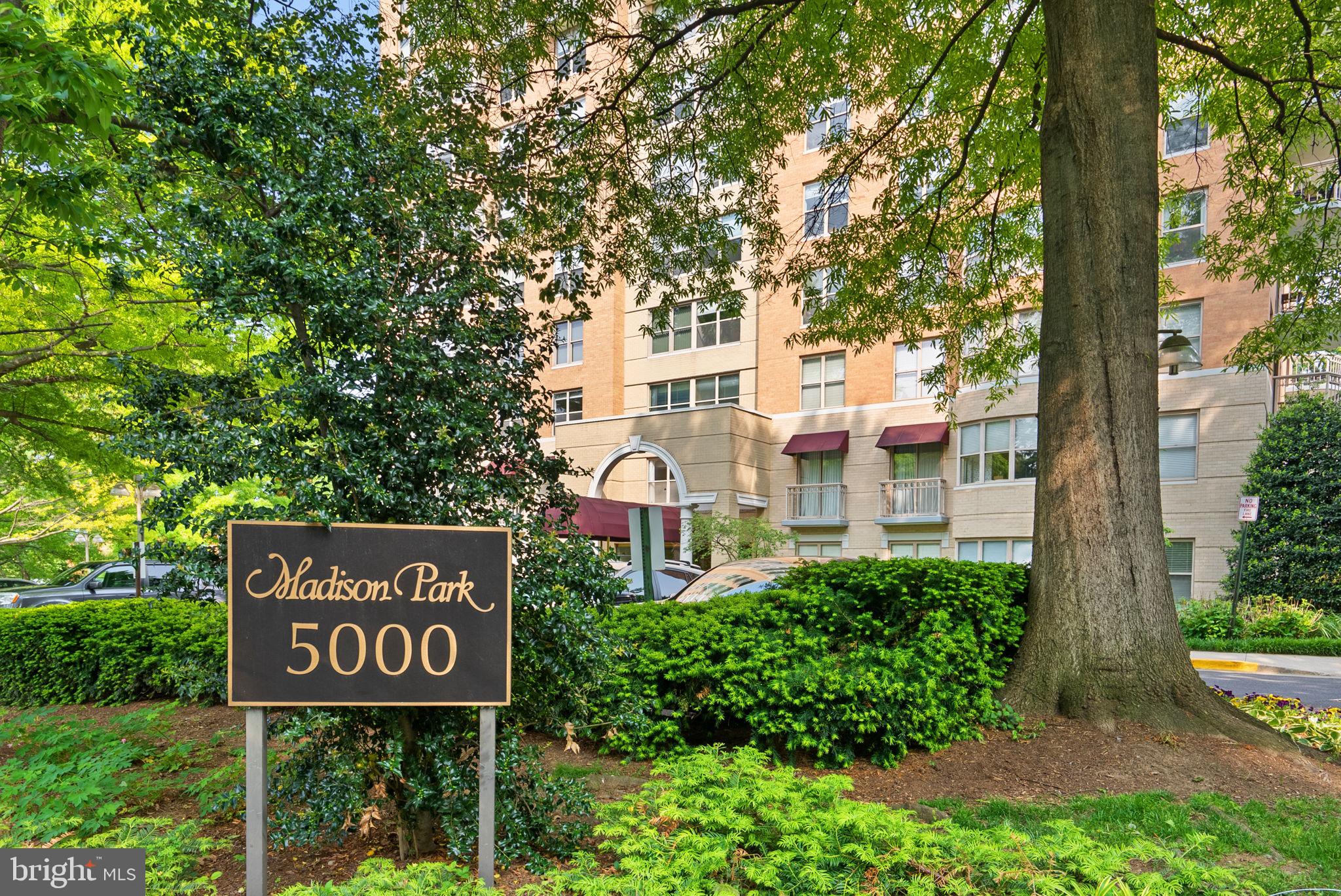 Real estate listing preview #2