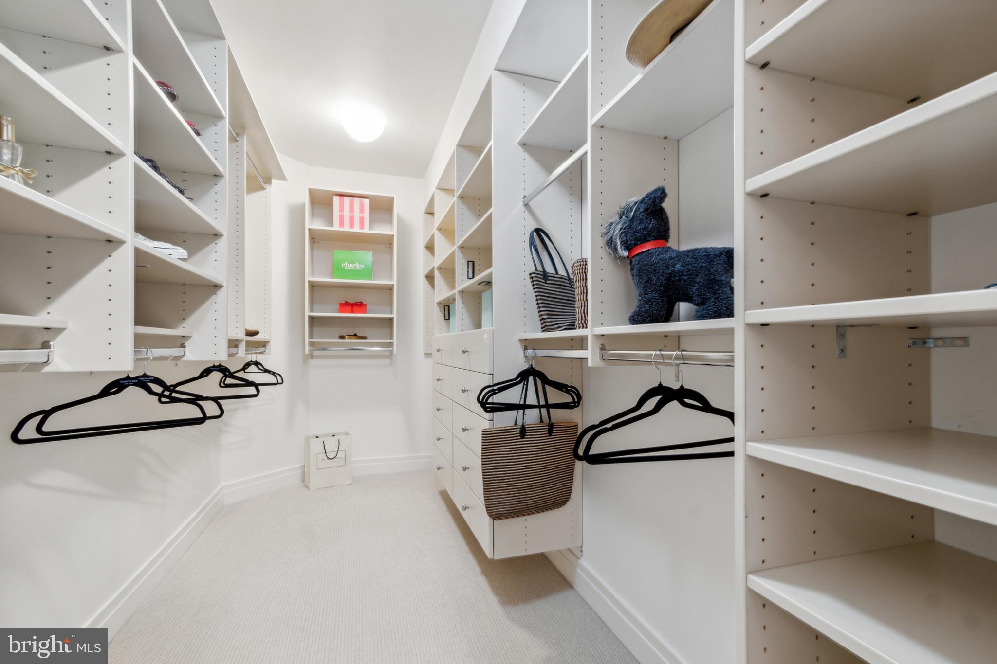 Real estate listing preview #23