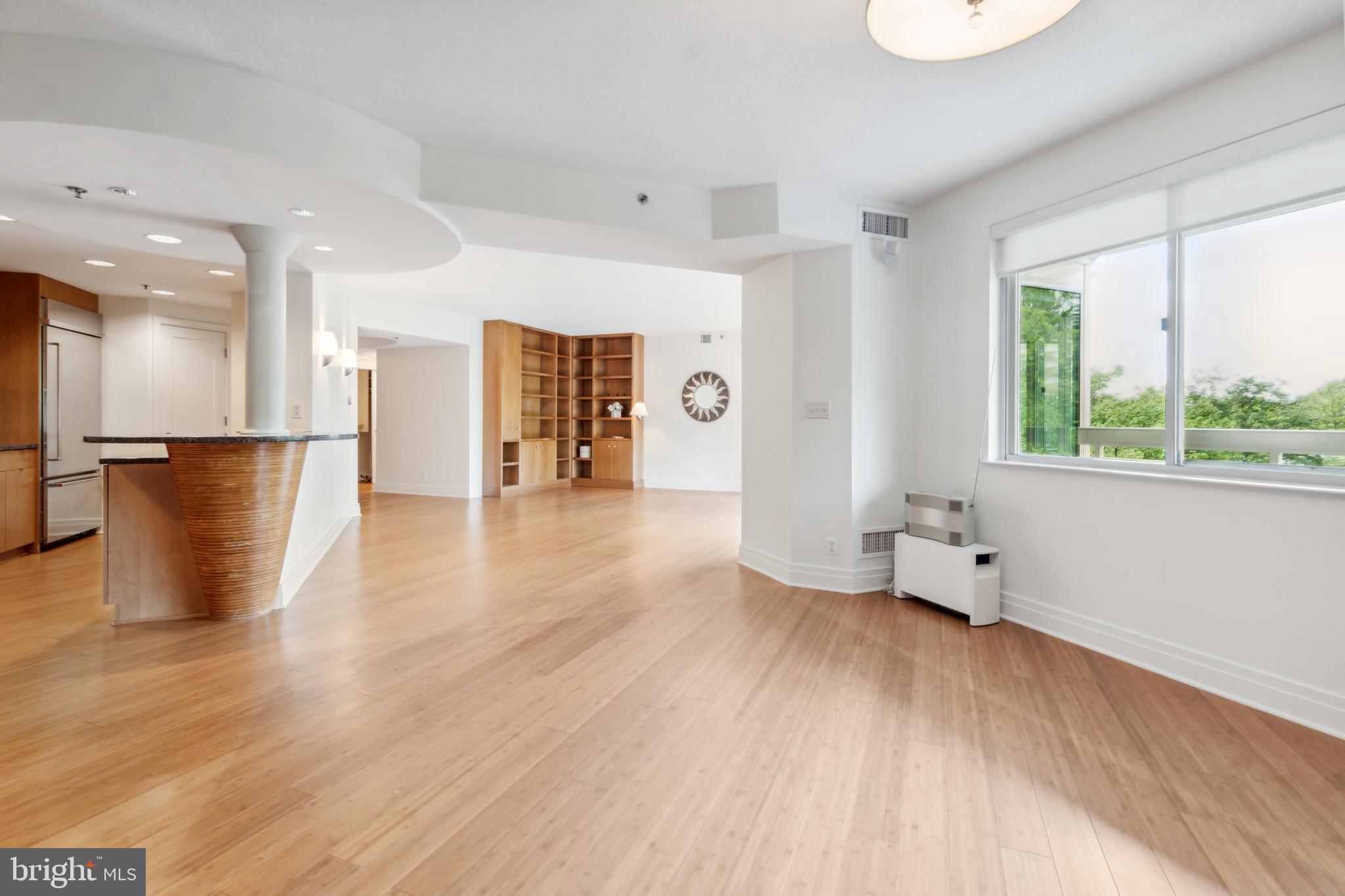 Real estate listing preview #5