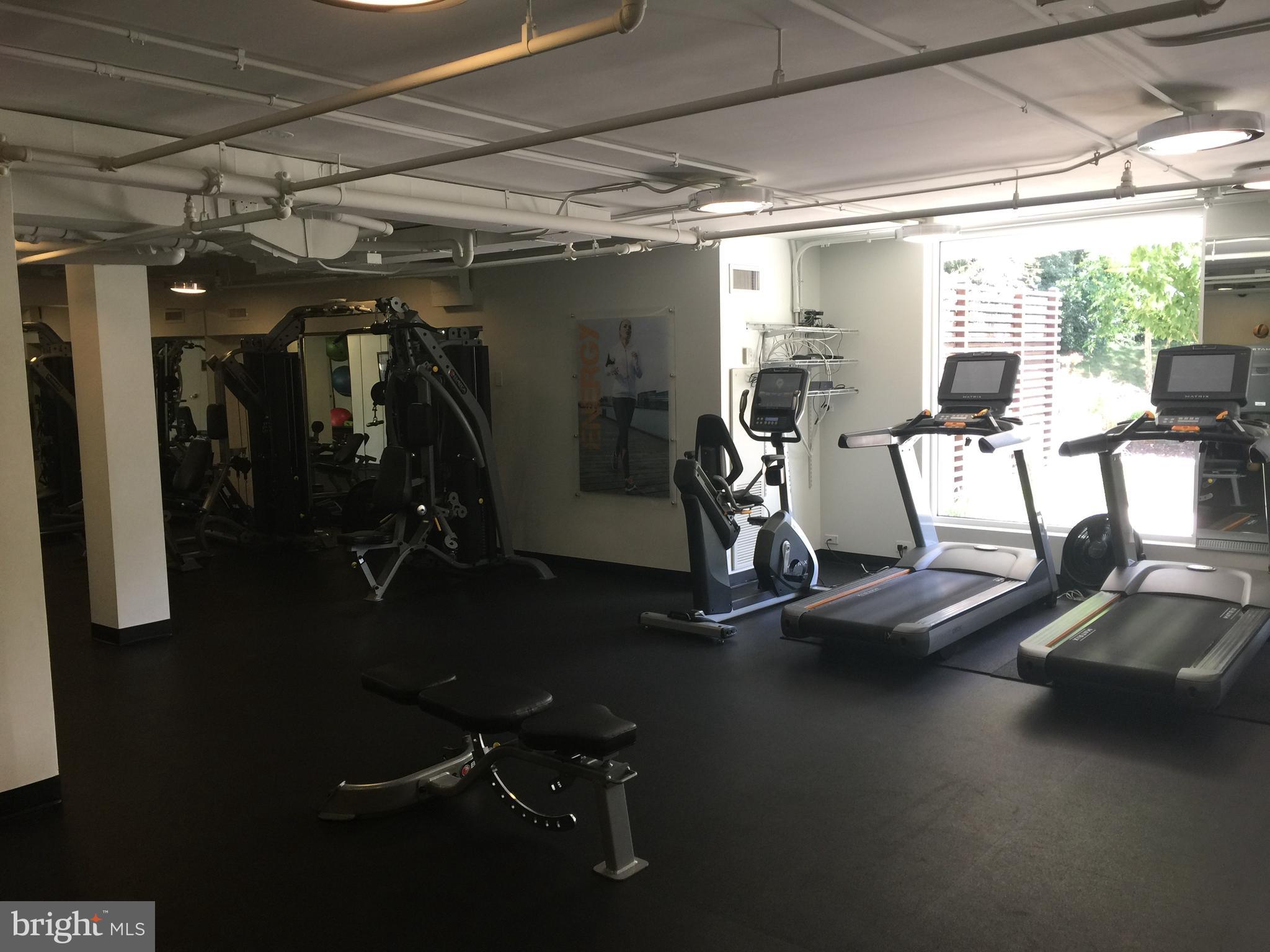 Real estate listing preview #25