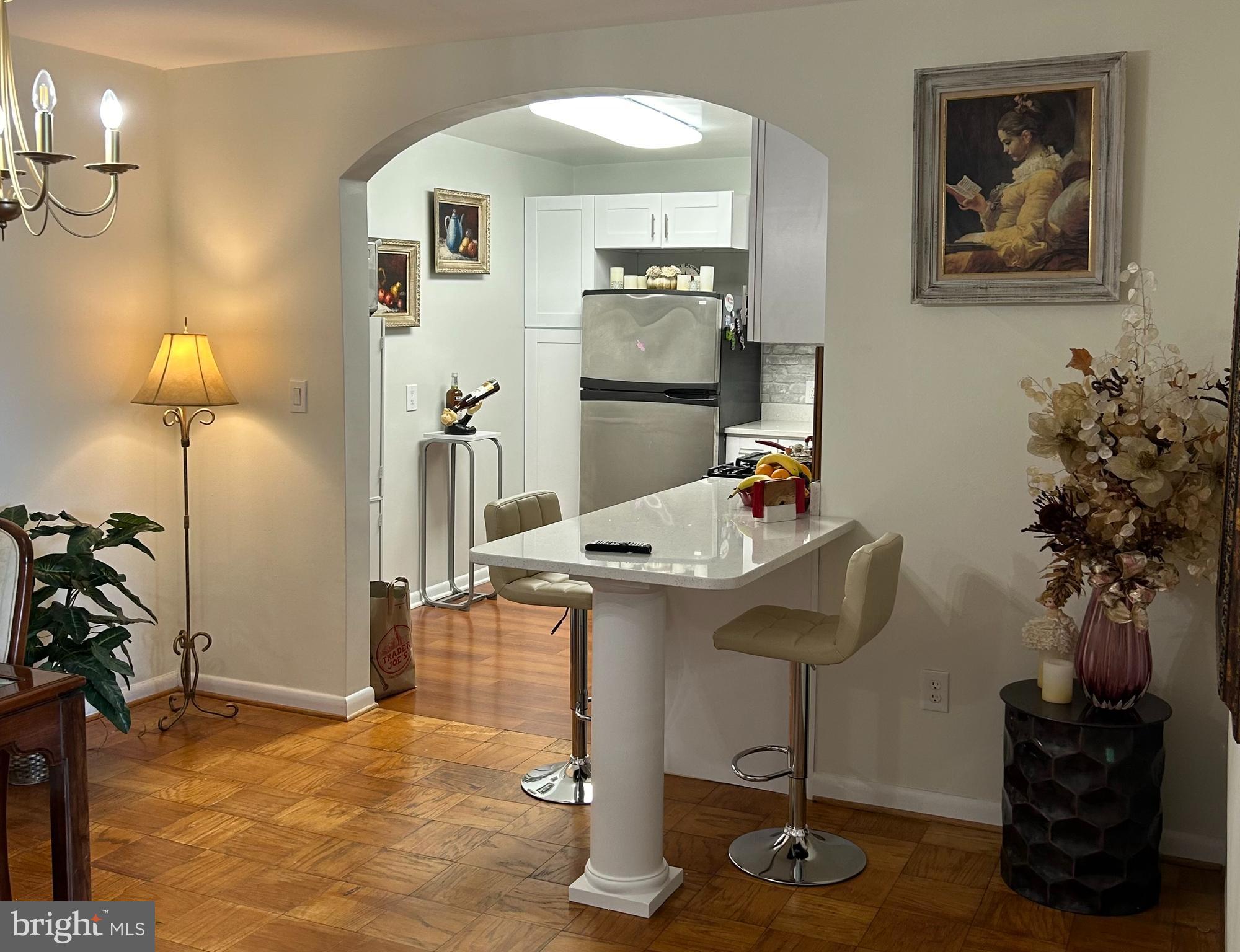 Real estate listing preview #4